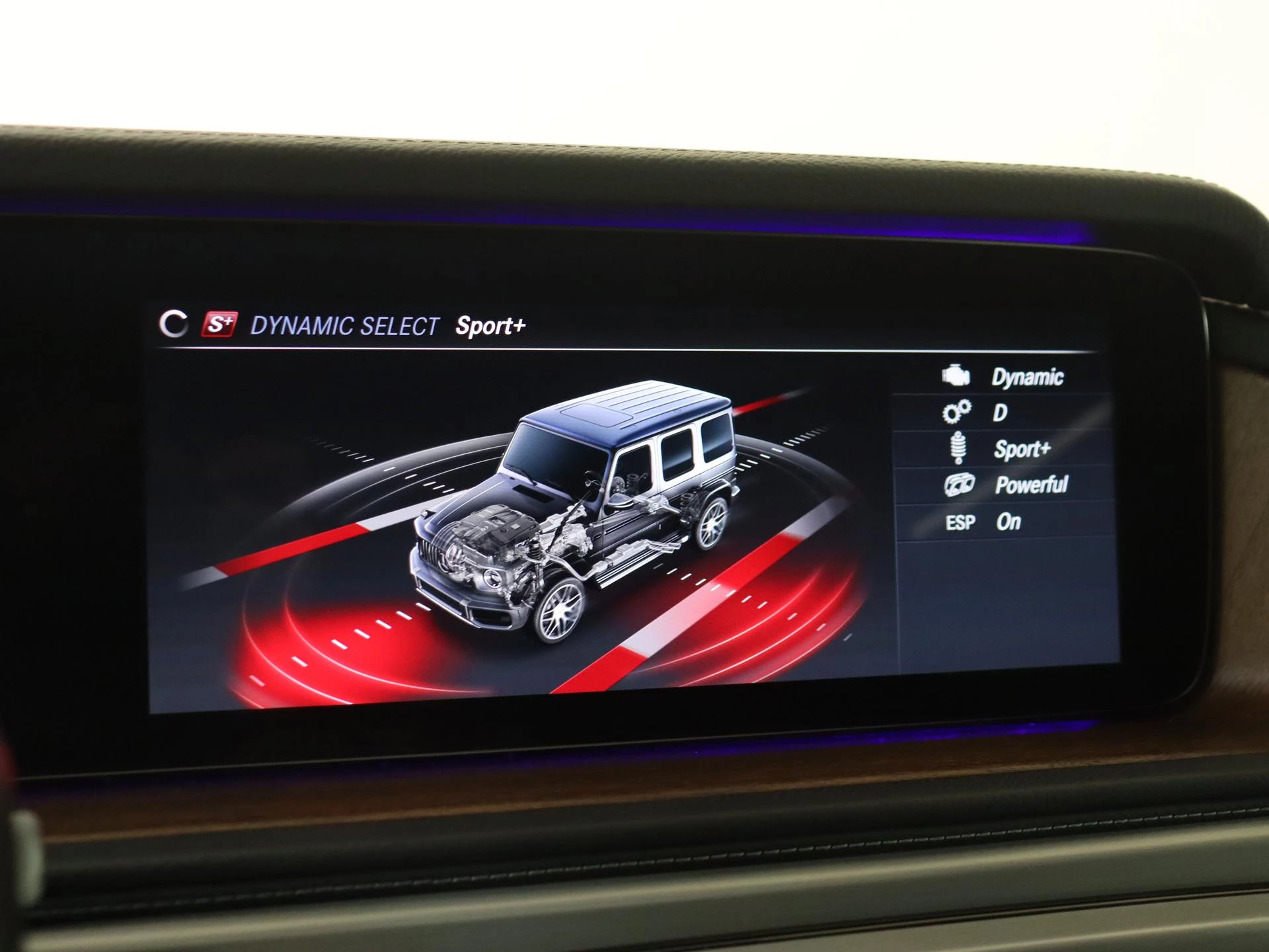 Mercedes-Benz-G-Klasse-image-24