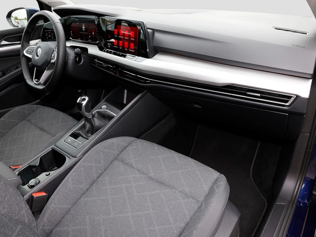 Volkswagen-Golf-image-7
