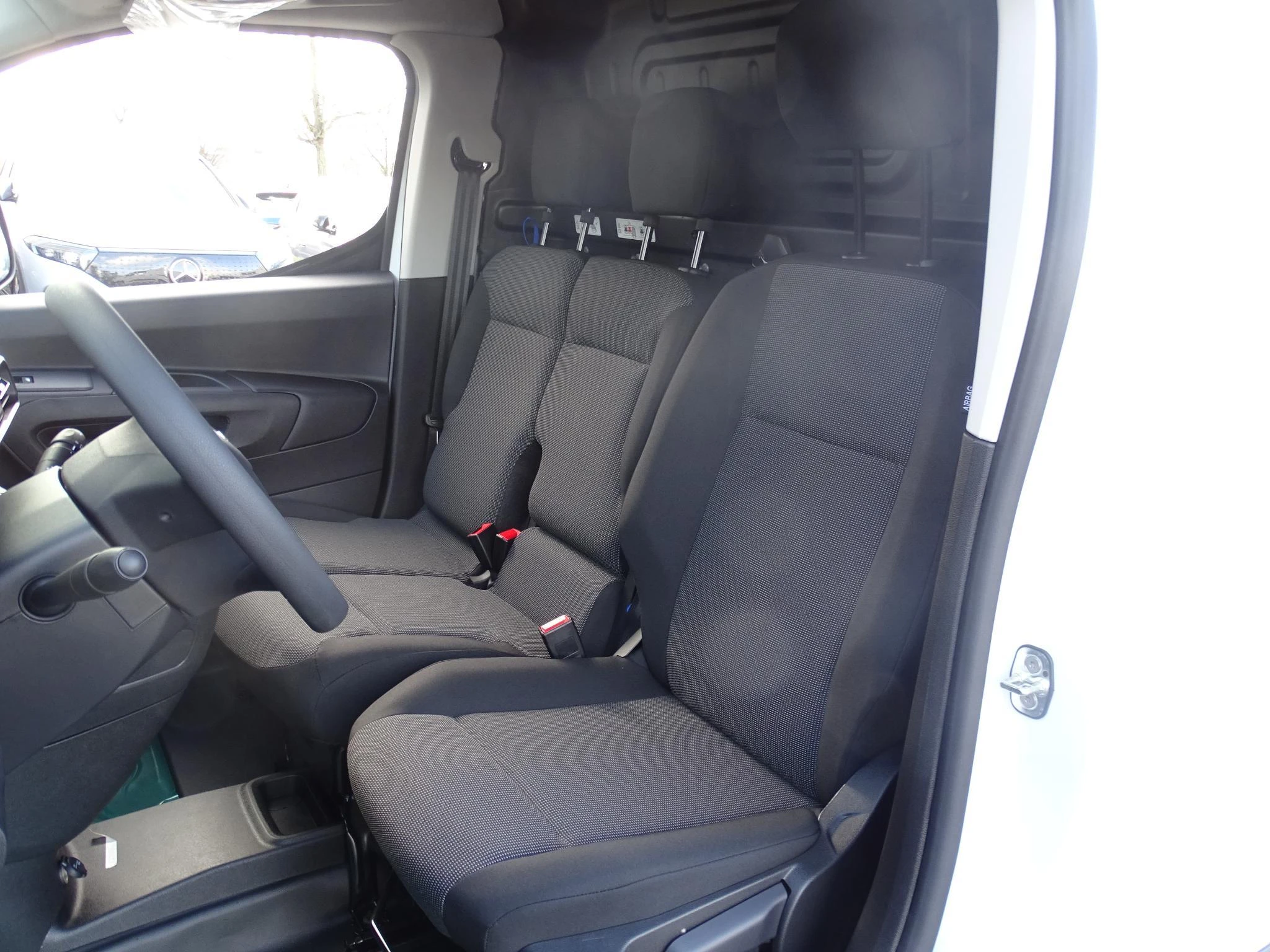 Opel-Combo-image-10
