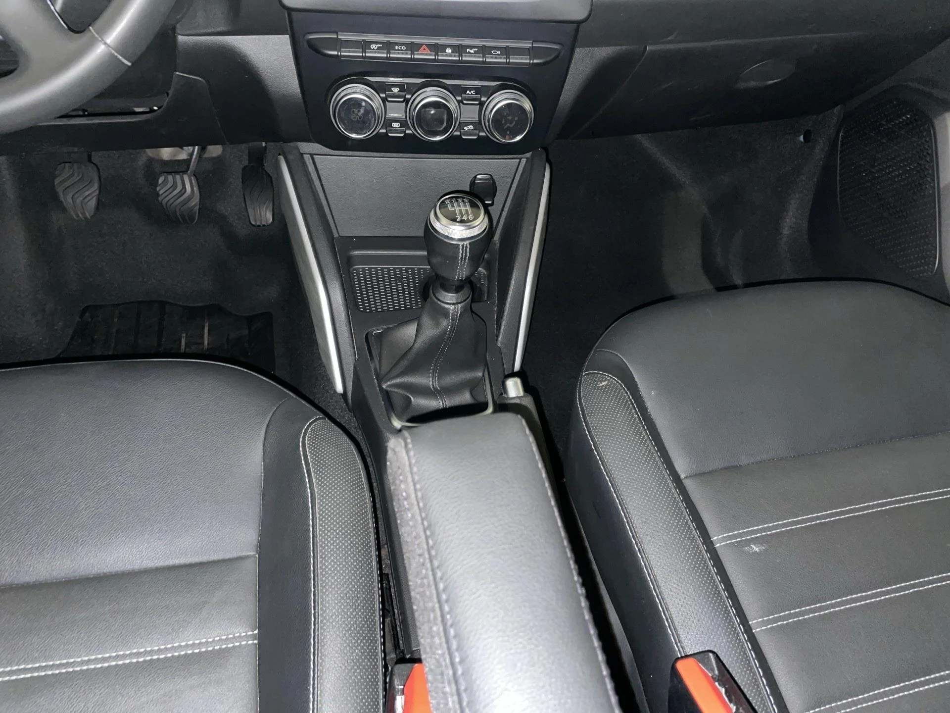 Dacia-Duster-image-9