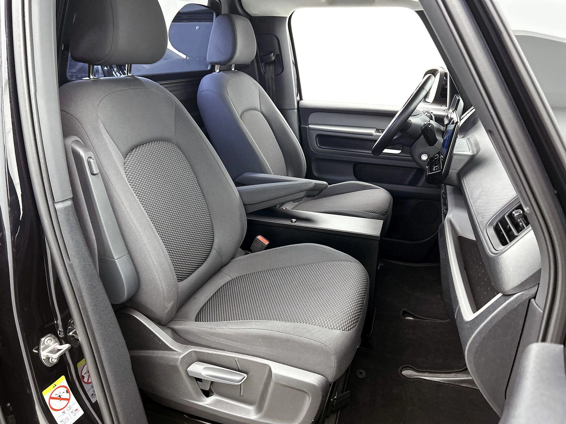 Volkswagen-ID. Buzz Cargo-image-37
