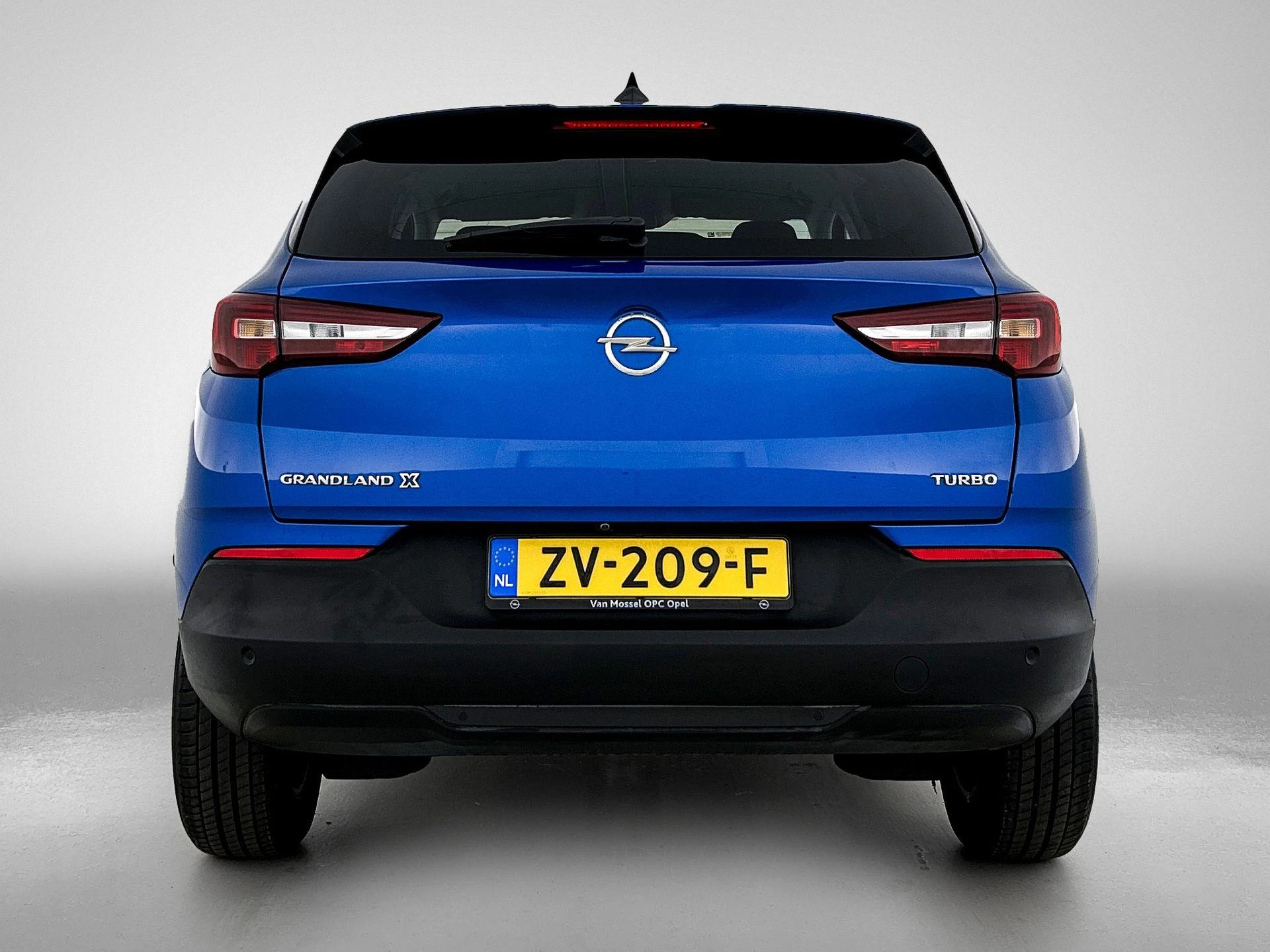 Opel Grandland X 1.2 Turbo Business +