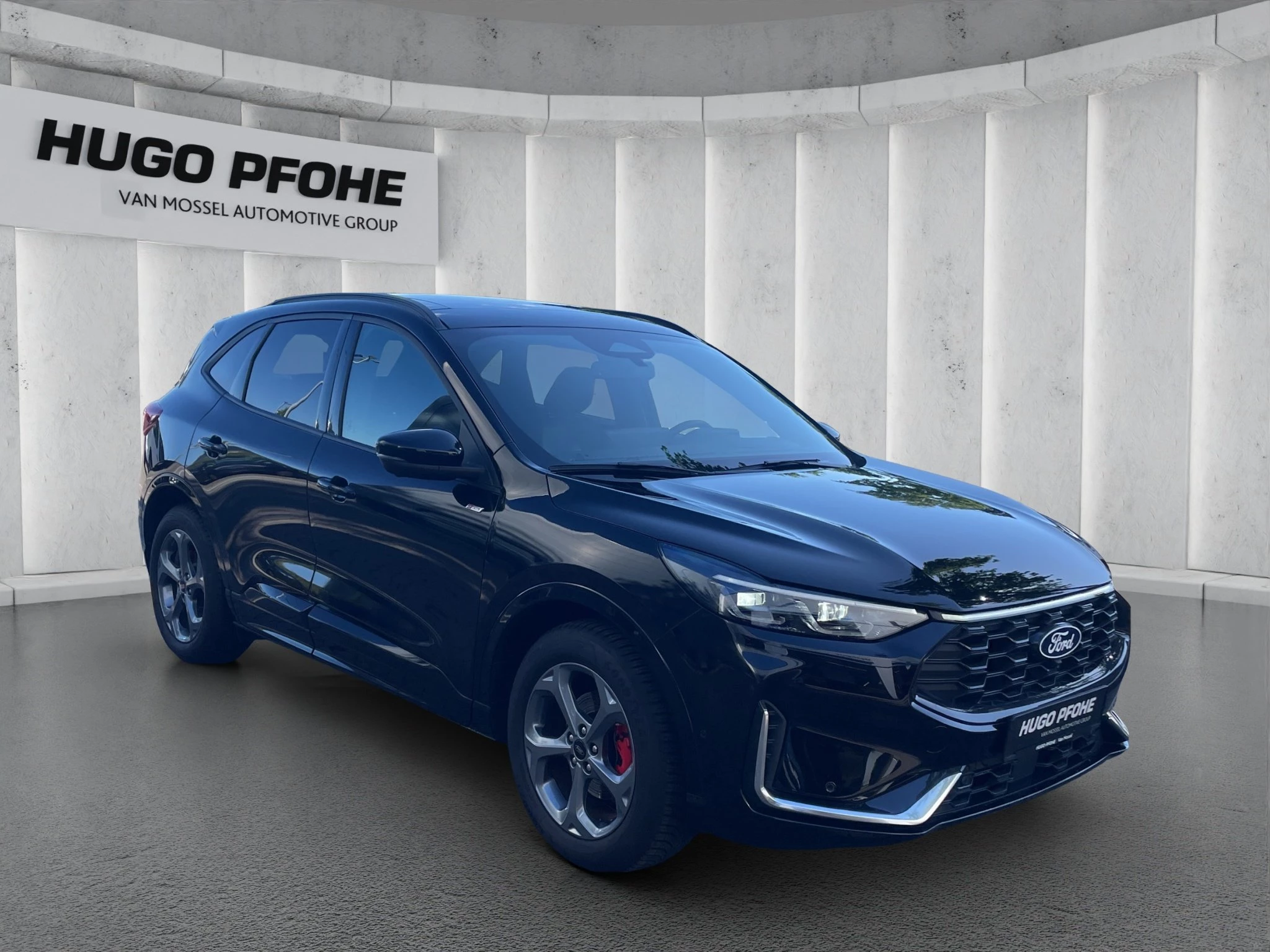 Ford Kuga ST-Line X Aut.*PANO*AHK*360GRAD*LED-MATRIX*NAVI*GRA*WINTER-PKT.