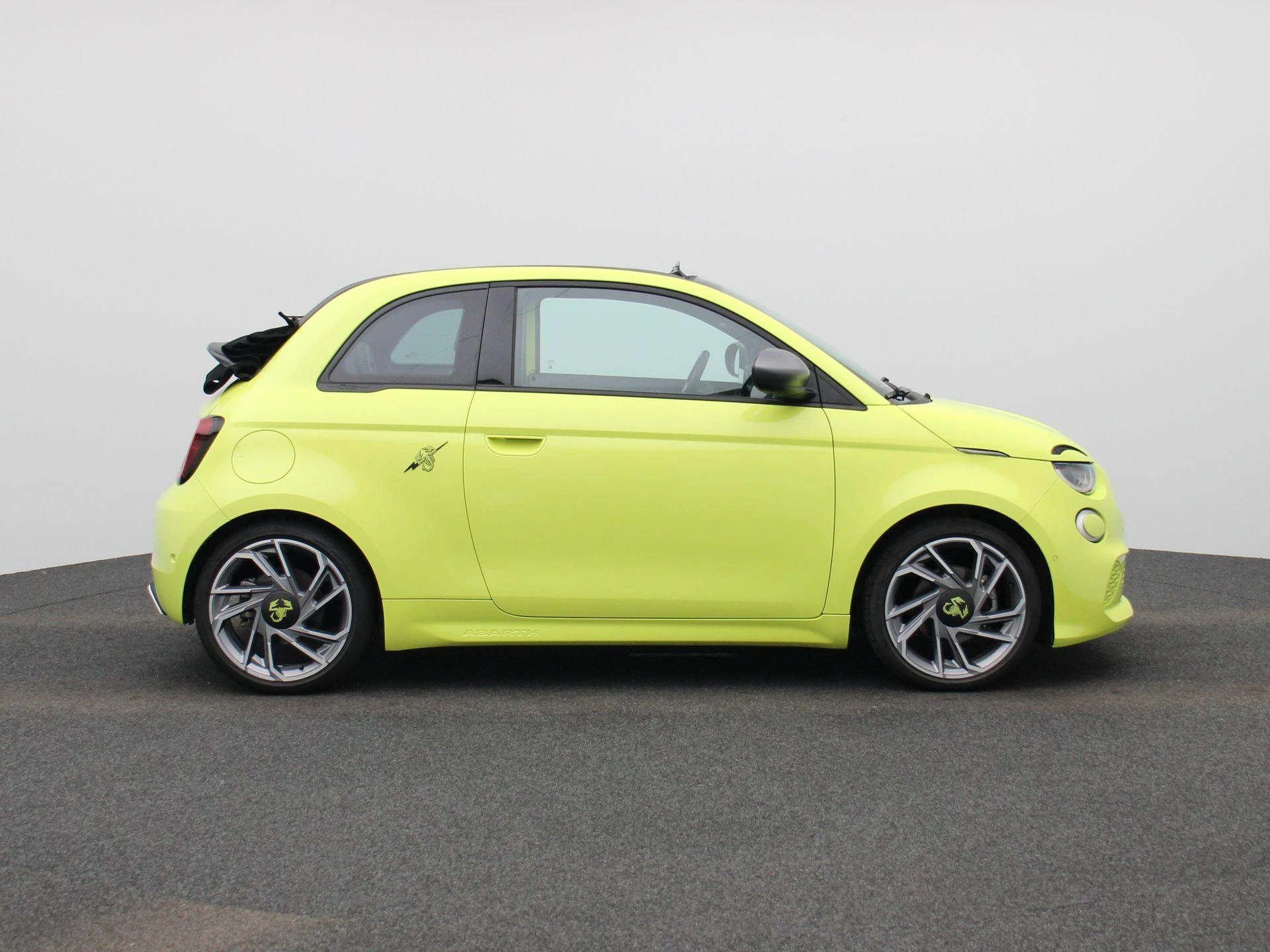 Fiat-500C-image-5