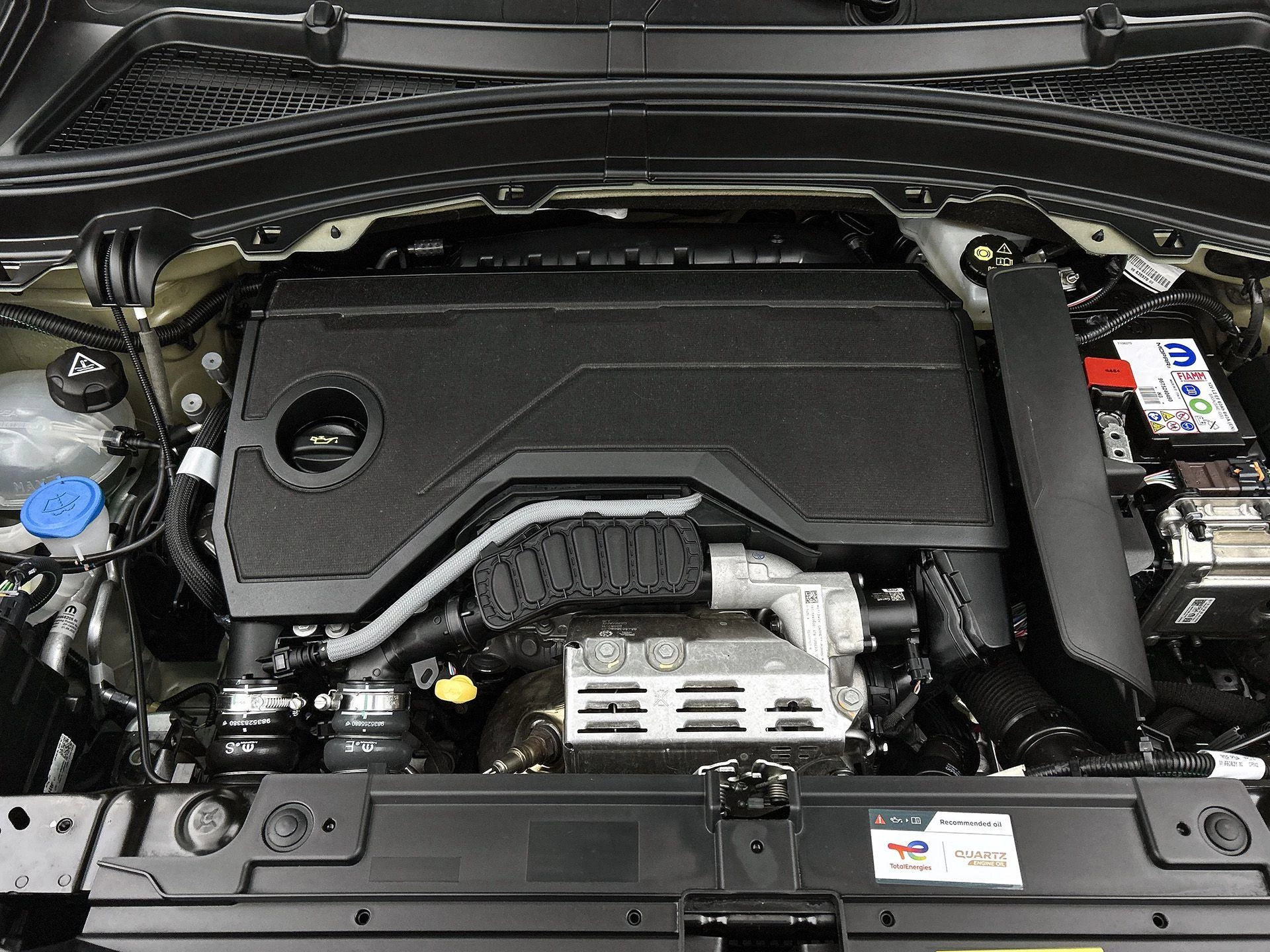 Opel Frontera 1.2 Turbo Hybrid Edition
