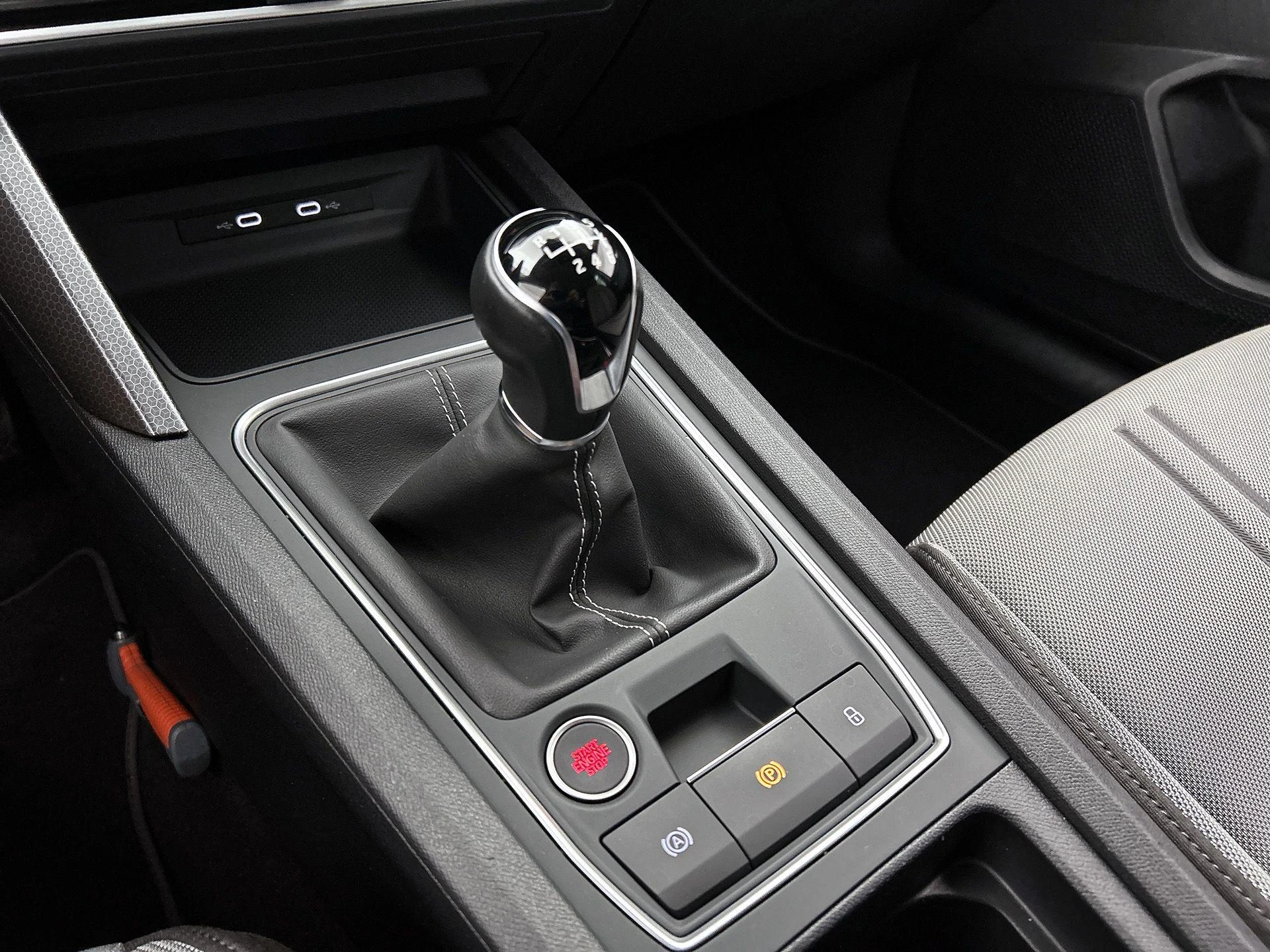 SEAT-Leon-image-26