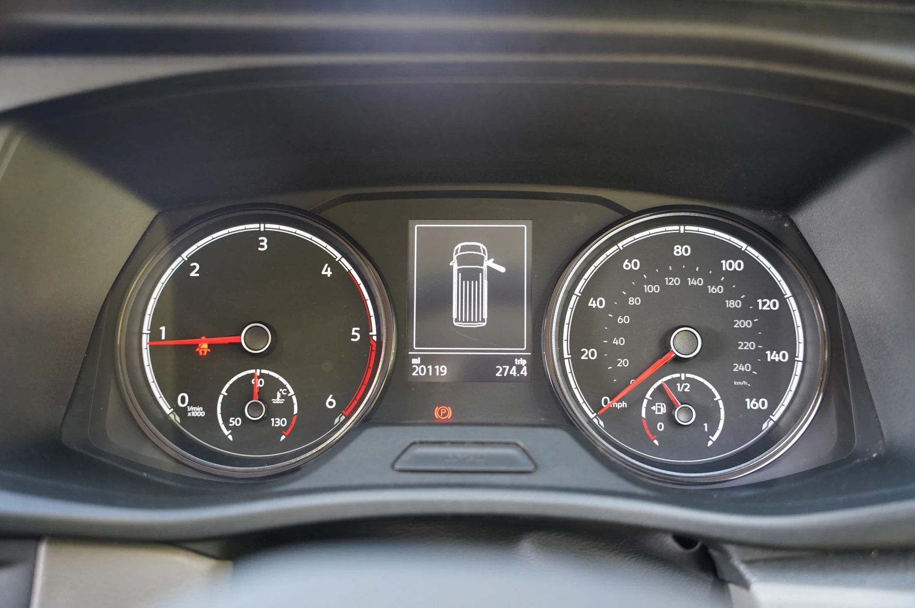 Volkswagen-Transporter-image-7