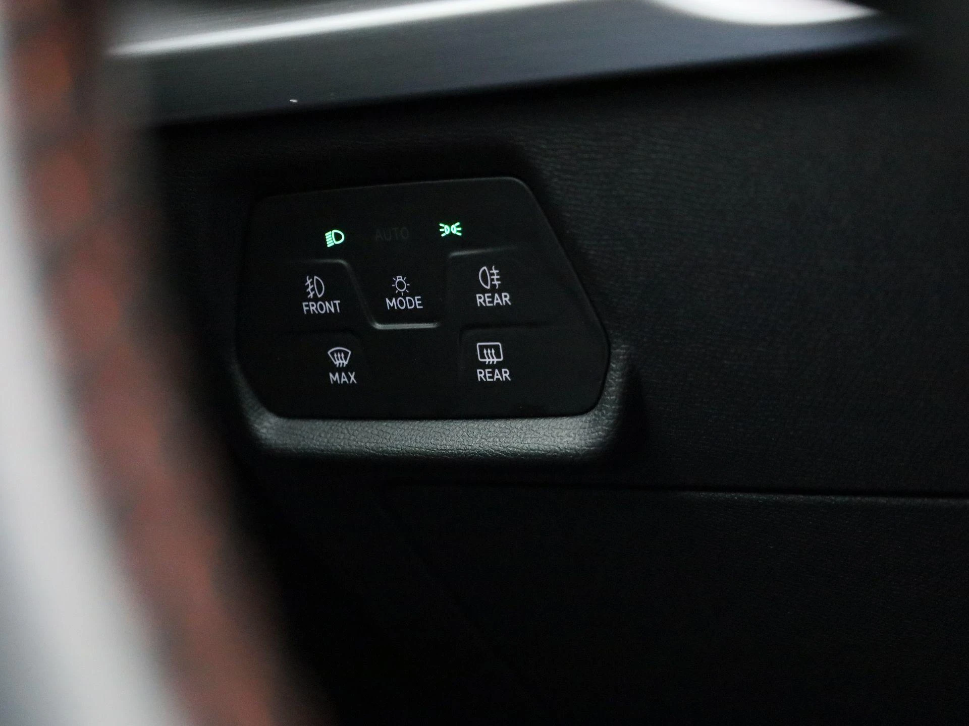 SEAT-Leon-image-22