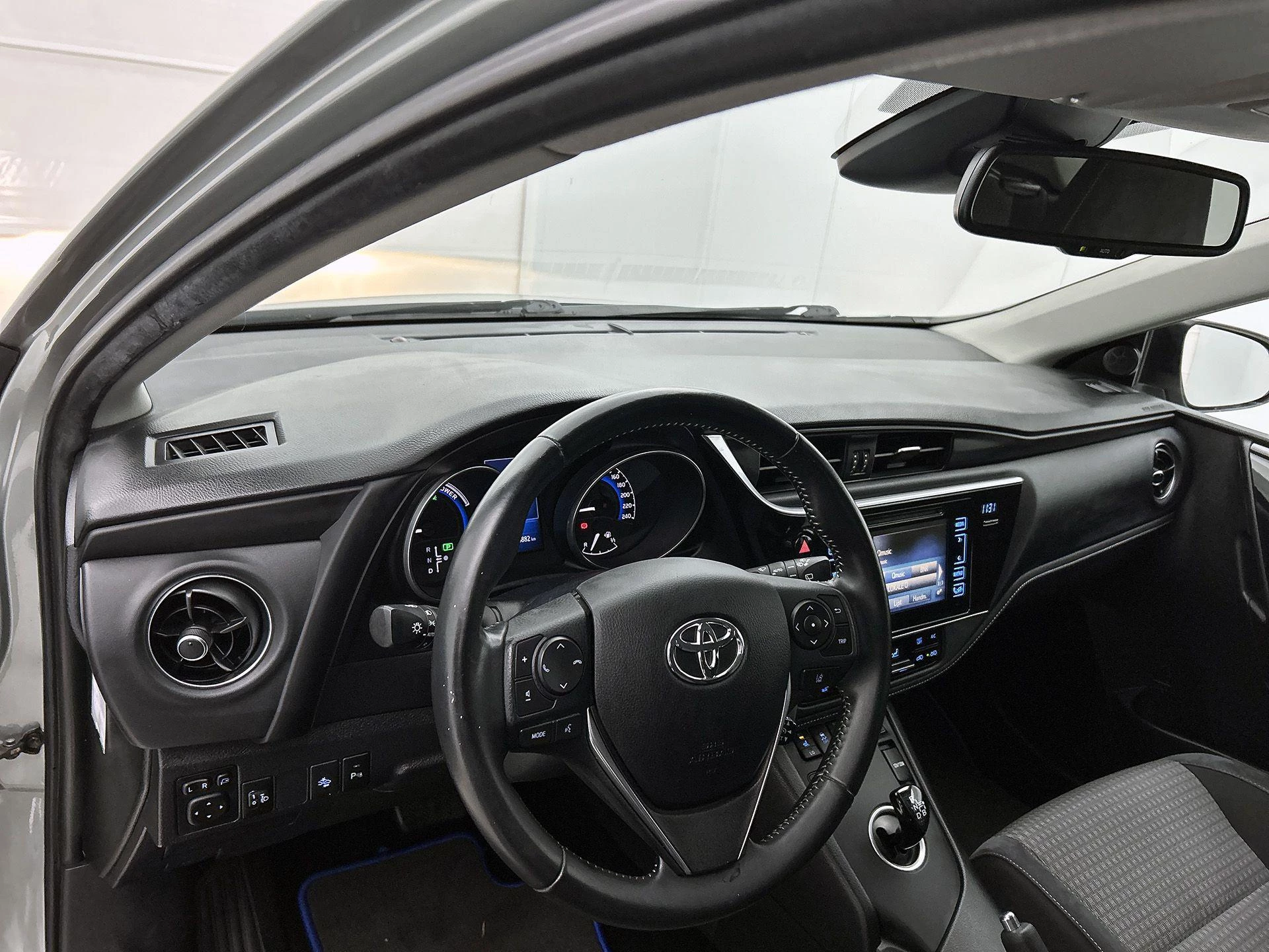 Toyota-Auris-image-17