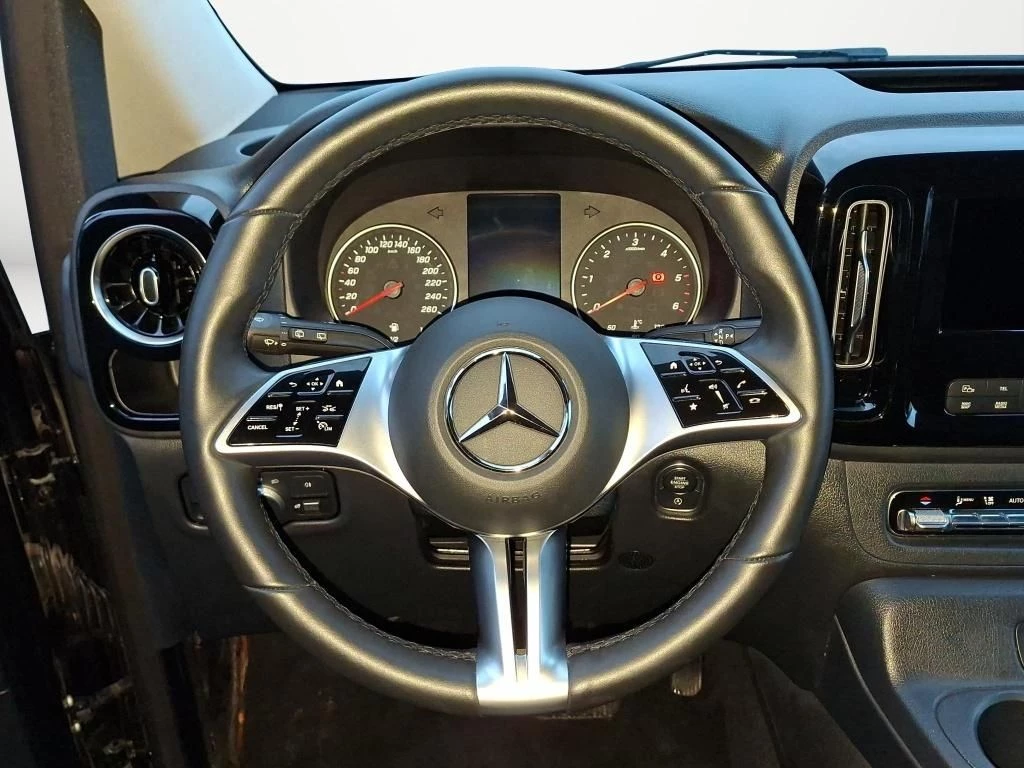 Mercedes-Benz Vito 116 TOURER SELECT LED AHK 2,5T 2XKLIMA NAVI Tourer