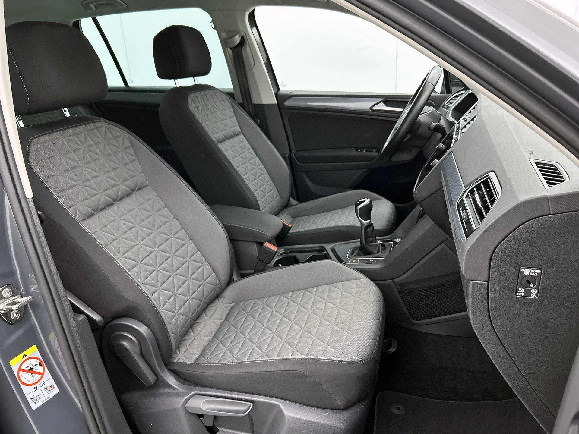 Volkswagen-Tiguan-image-37