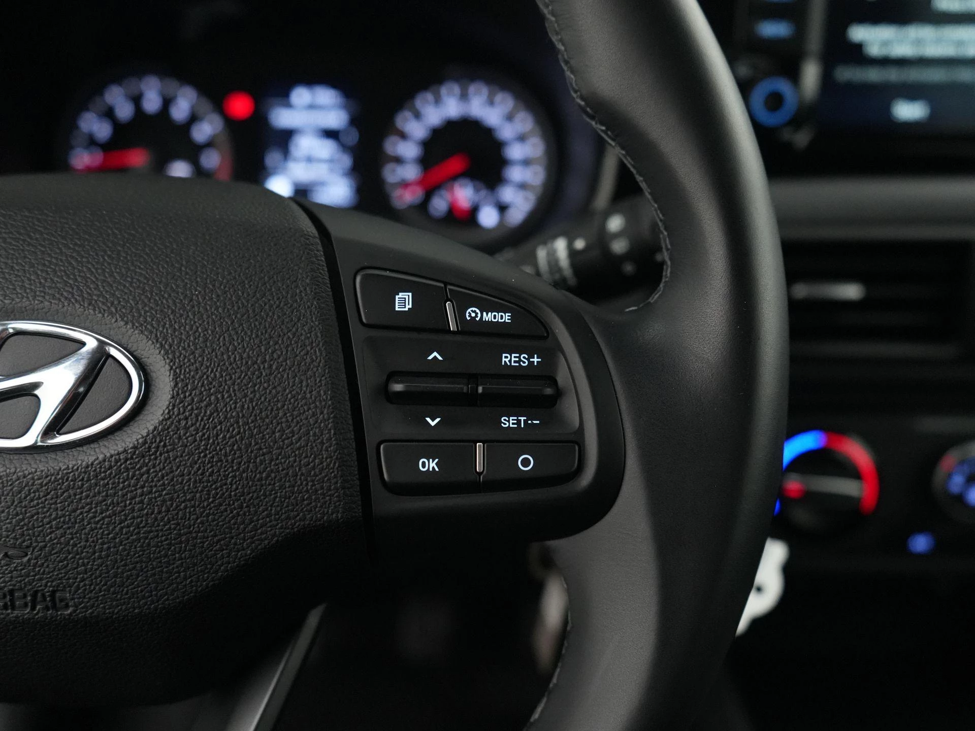 Hyundai-i10-image-20