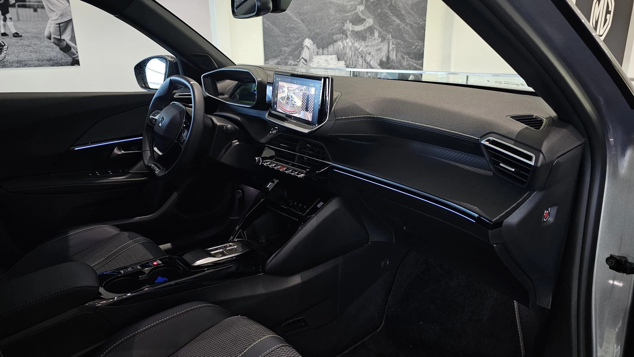Peugeot e-2008 EV GT Avantage 54 kWh