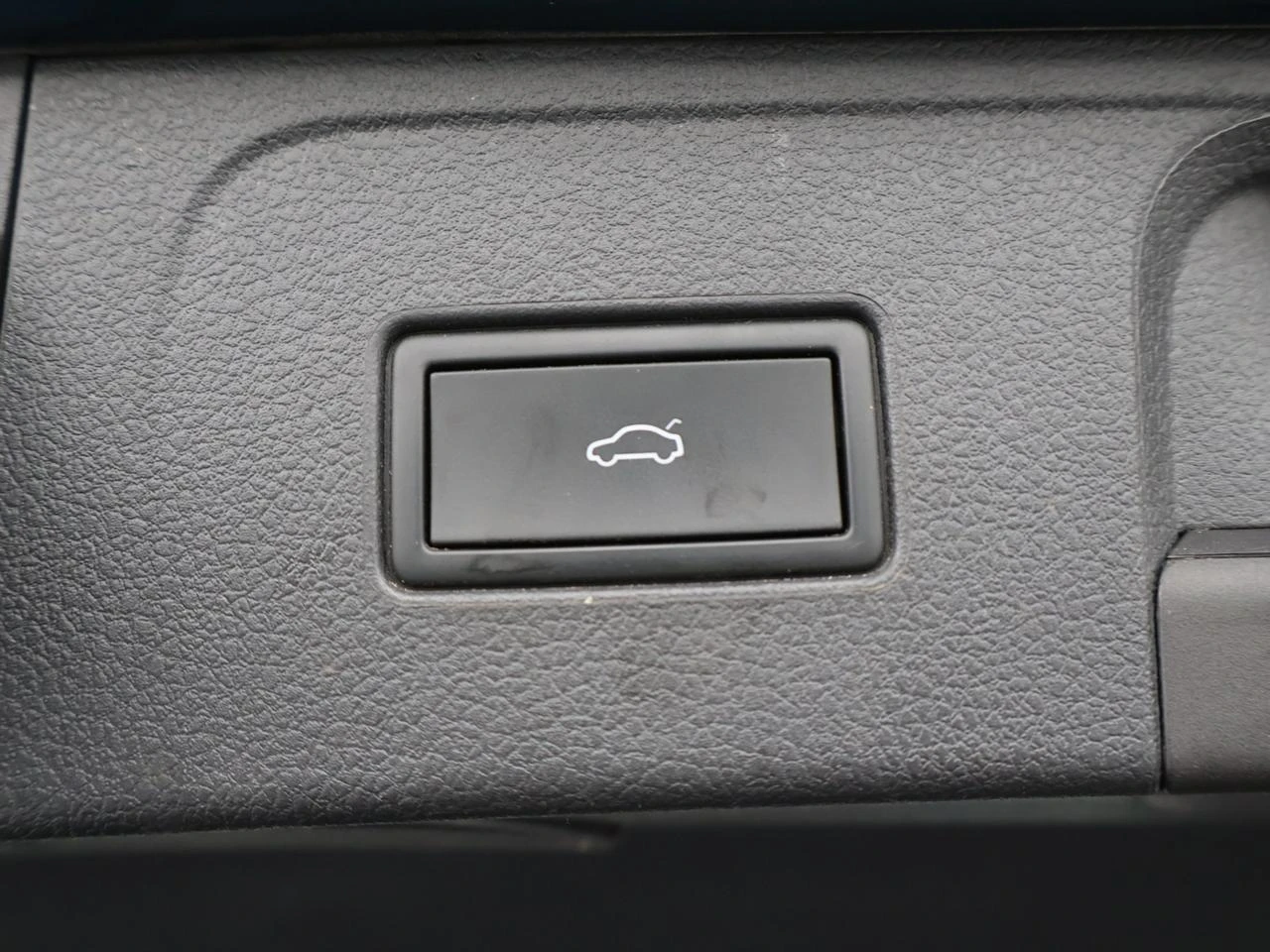 Volkswagen Passat Variant GTE Passat GTE 1.4 eHybrid PHEV 218PK *AUTOMAAT*TREKHAAK*WIT LEDER*ALCANTARA*CAMERA*ACC*NAVI*APP-CONNECT*...*
