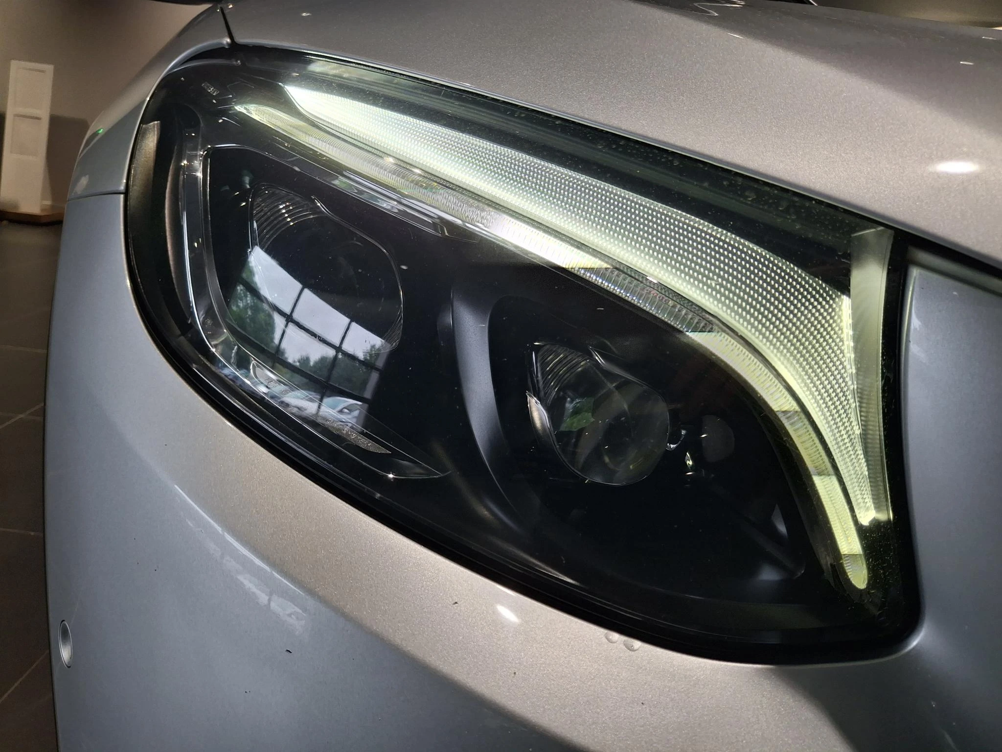 Mercedes-Benz-GLC-image-16