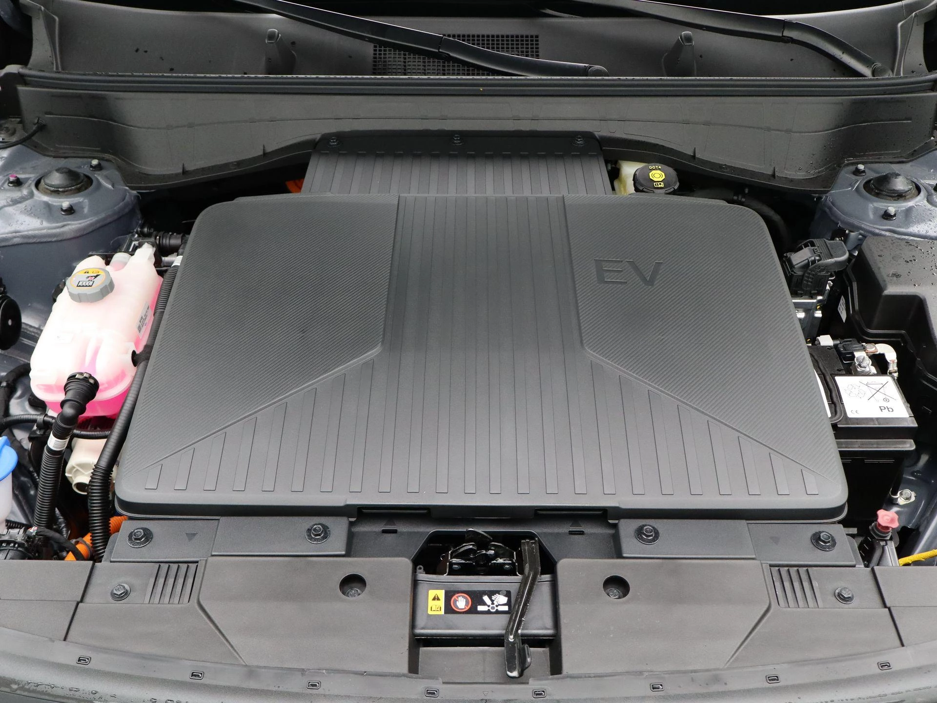 Hyundai-Kona-image-33