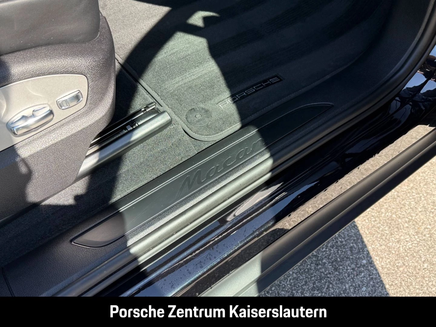 Porsche Macan Sportabgasanlage BOSE Luftfederung 20-Zoll -