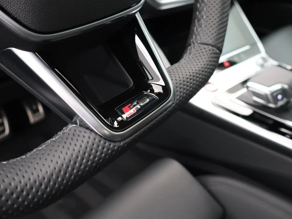 Audi-RS6-image-24