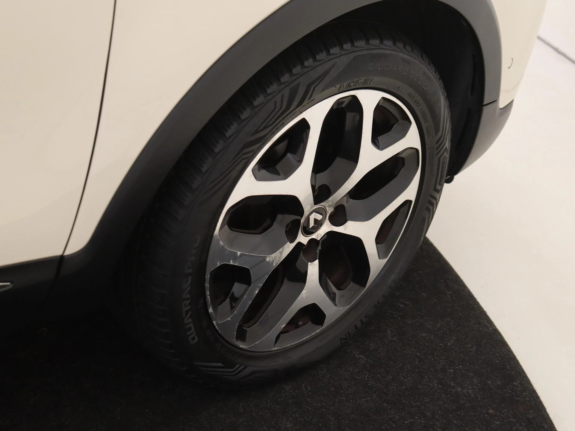 Renault-Captur-image-26