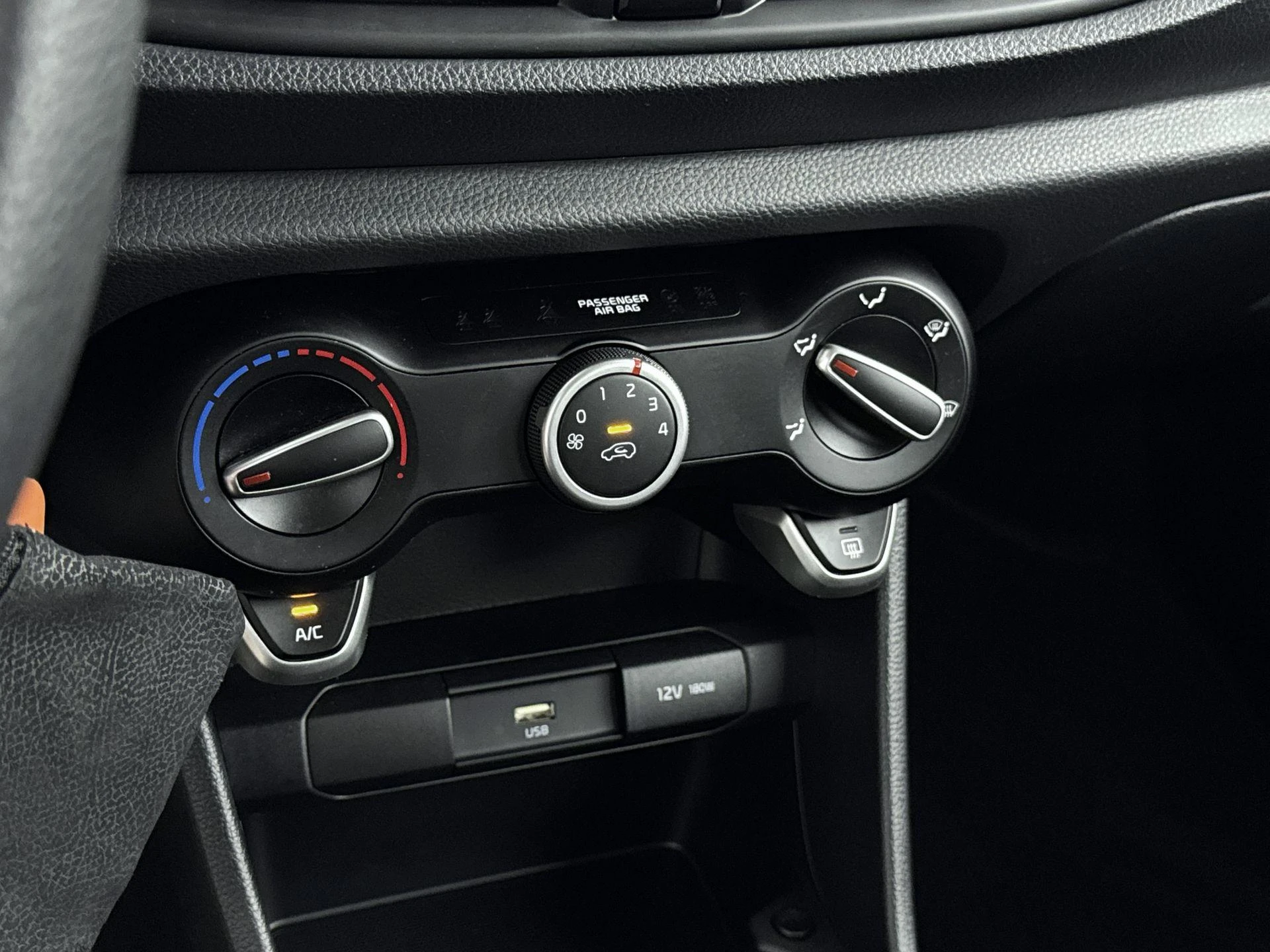 Kia-Picanto-image-9