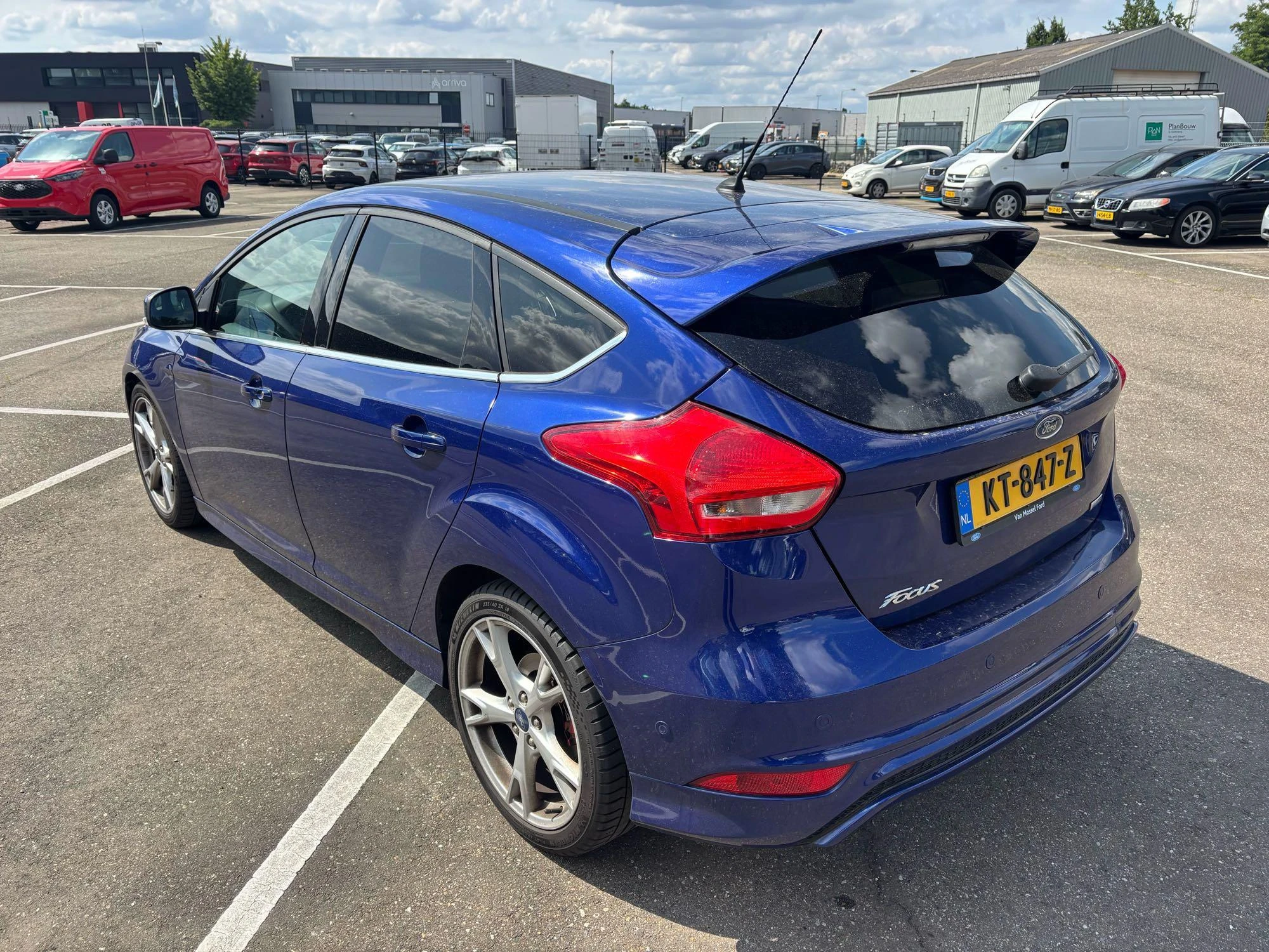 Ford-Focus-image-2