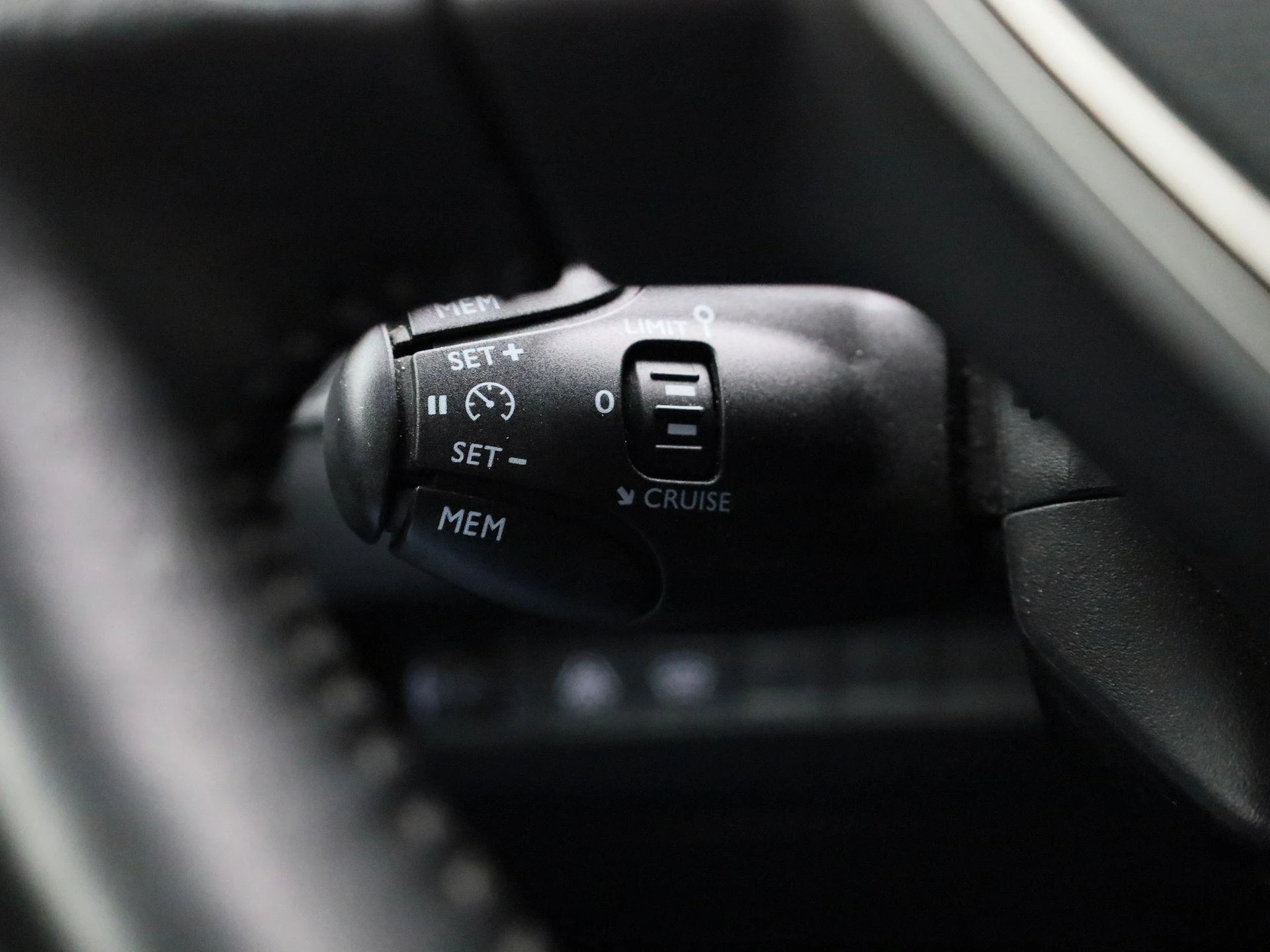Peugeot 2008 1.2 Puretech 96kW S&S Allure
