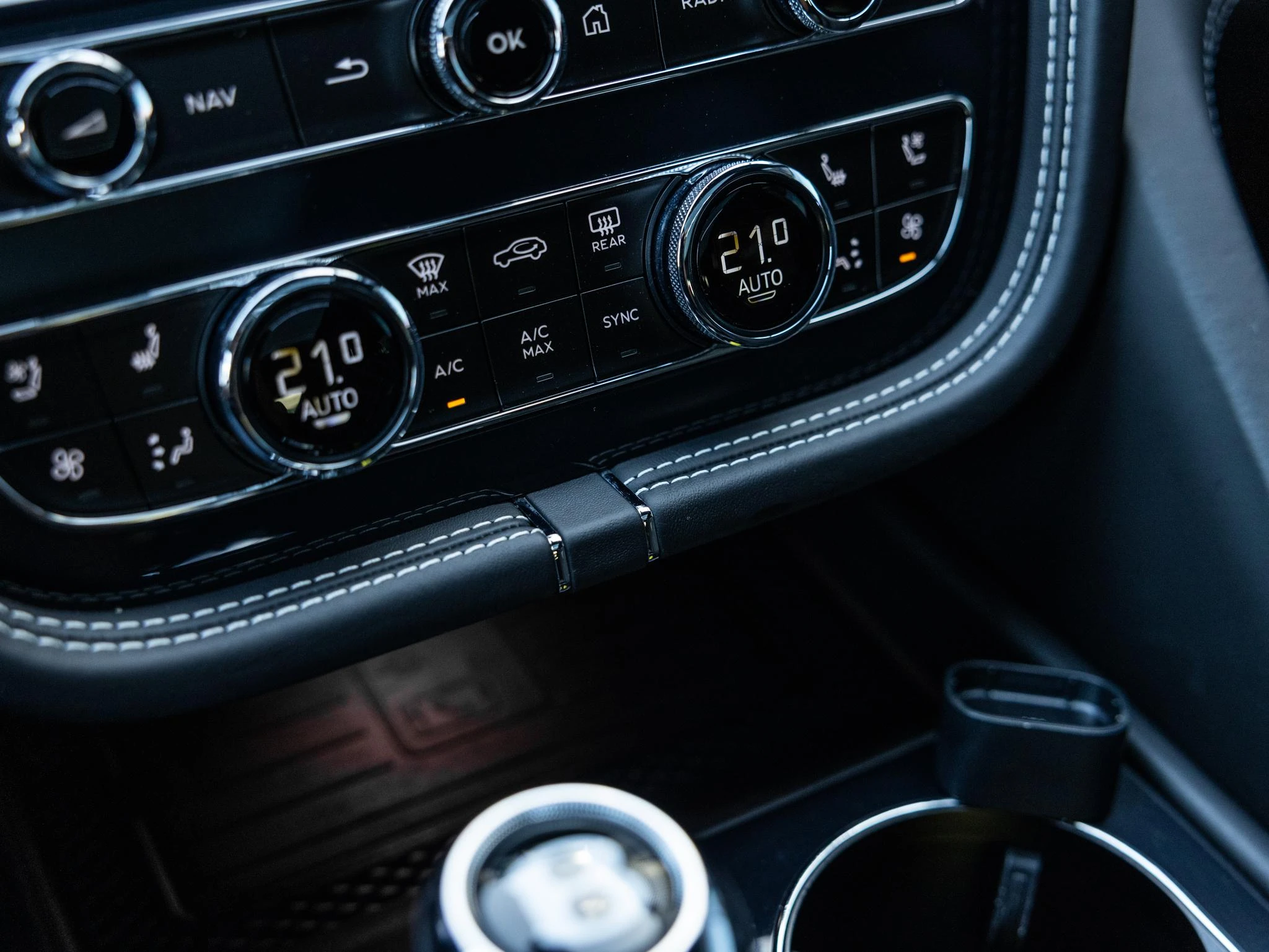 Bentley-Bentayga-image-19