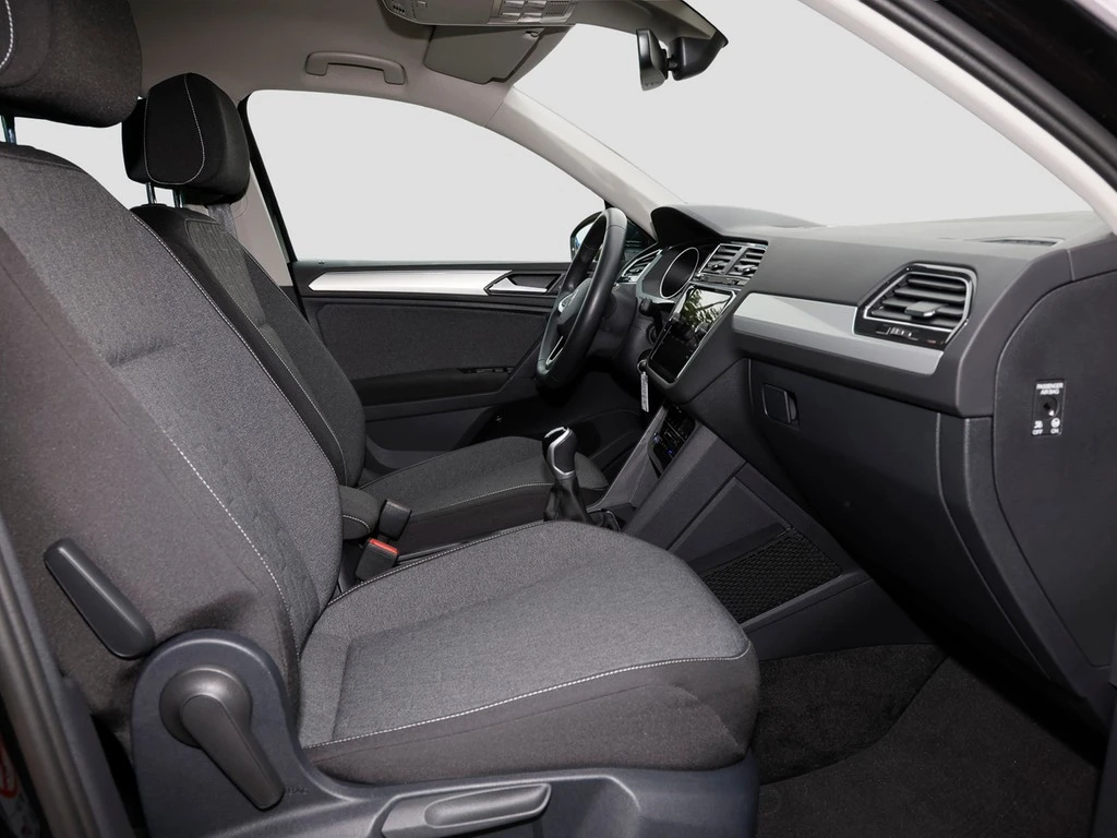 Volkswagen-Tiguan-image-5
