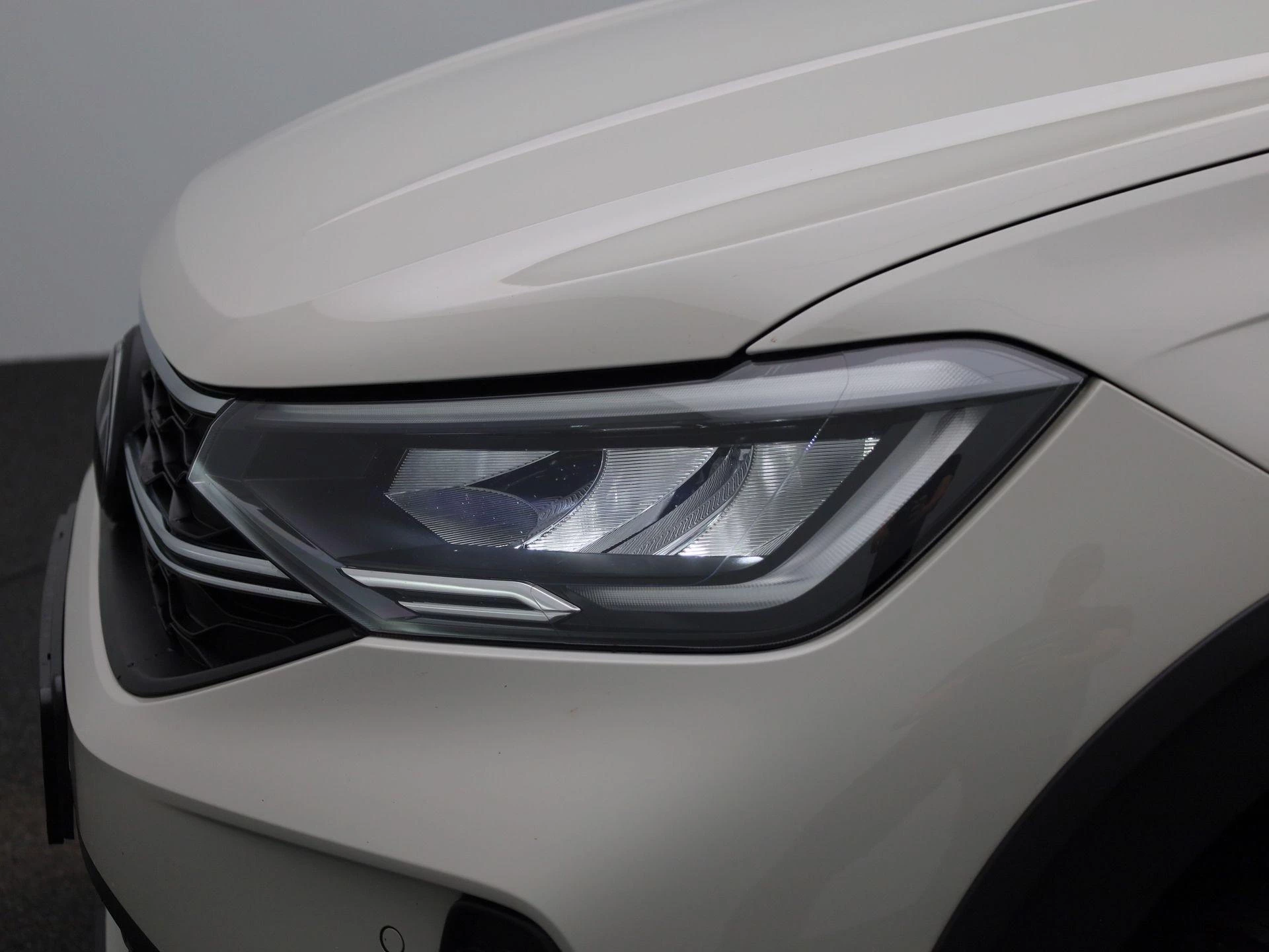 Volkswagen-Taigo-image-11