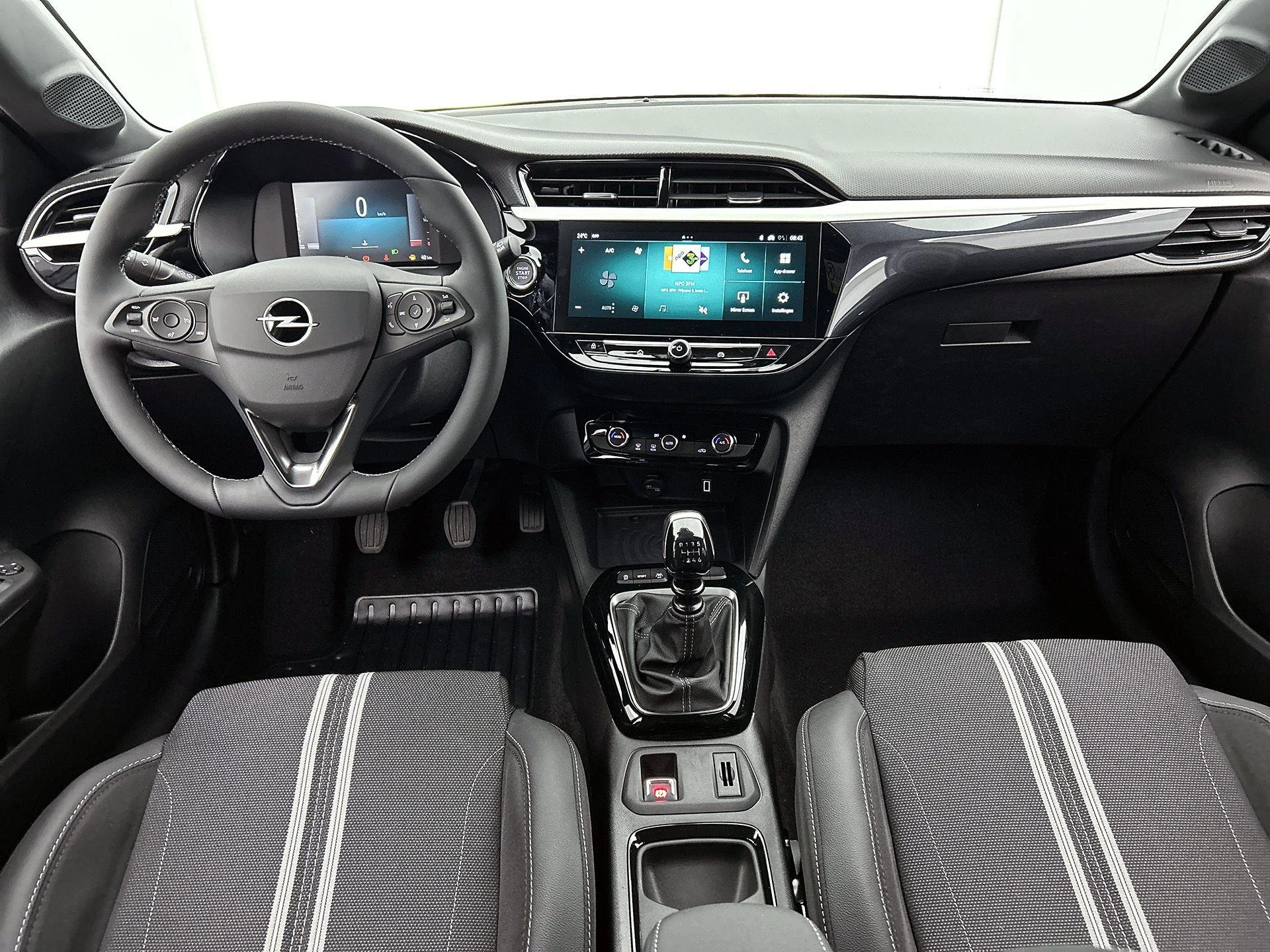 Opel-Corsa-image-21