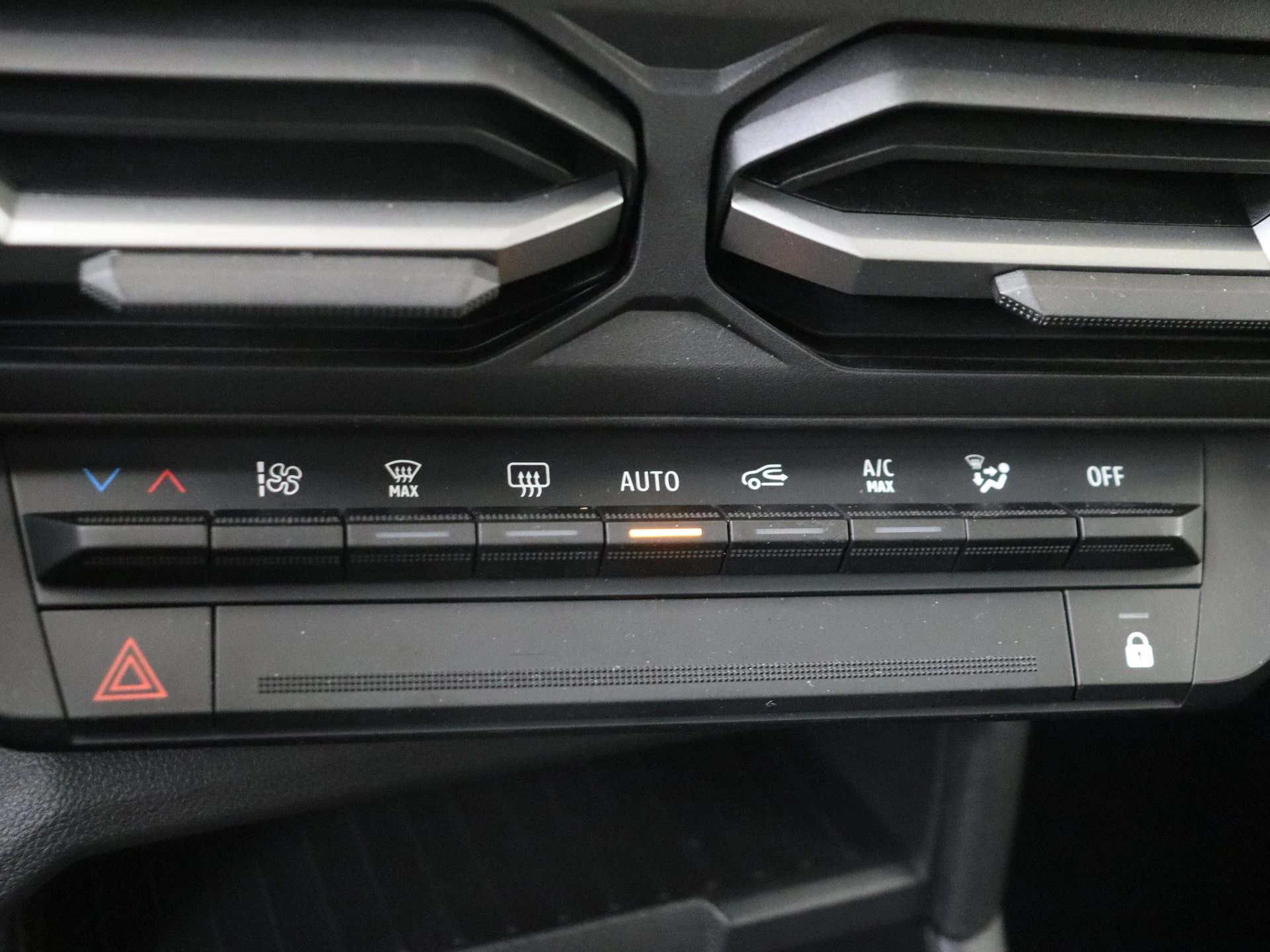 Dacia-Duster-image-21