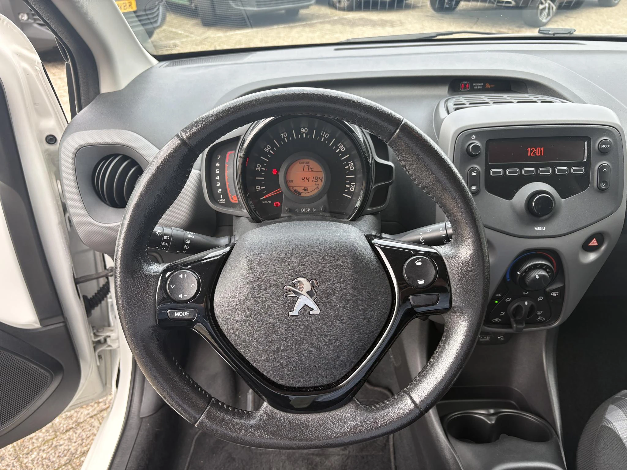 Peugeot-108-image-11