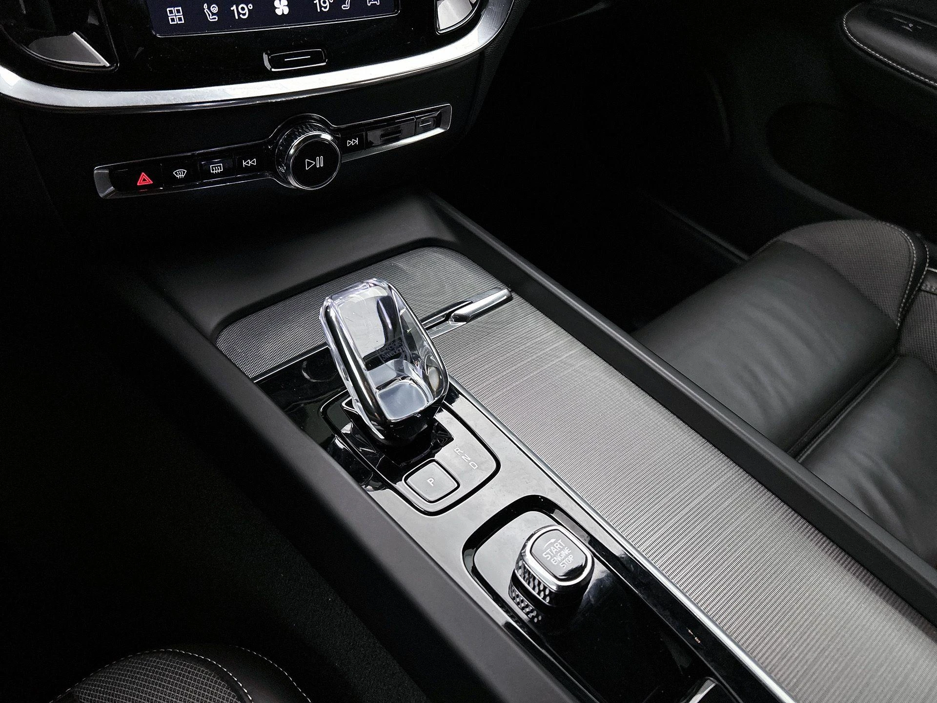 Volvo-V60-image-25