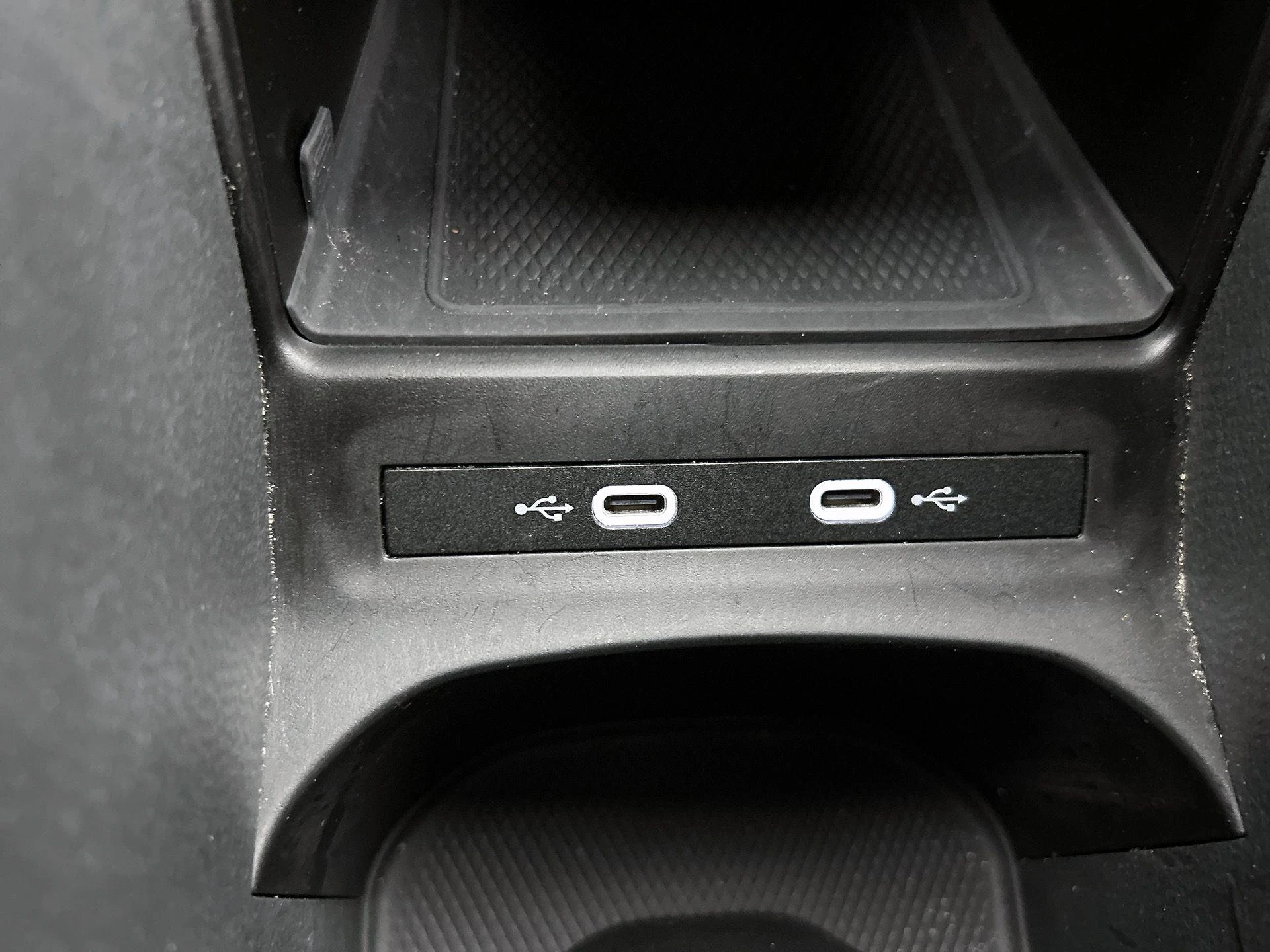 Volkswagen-ID.4-image-31