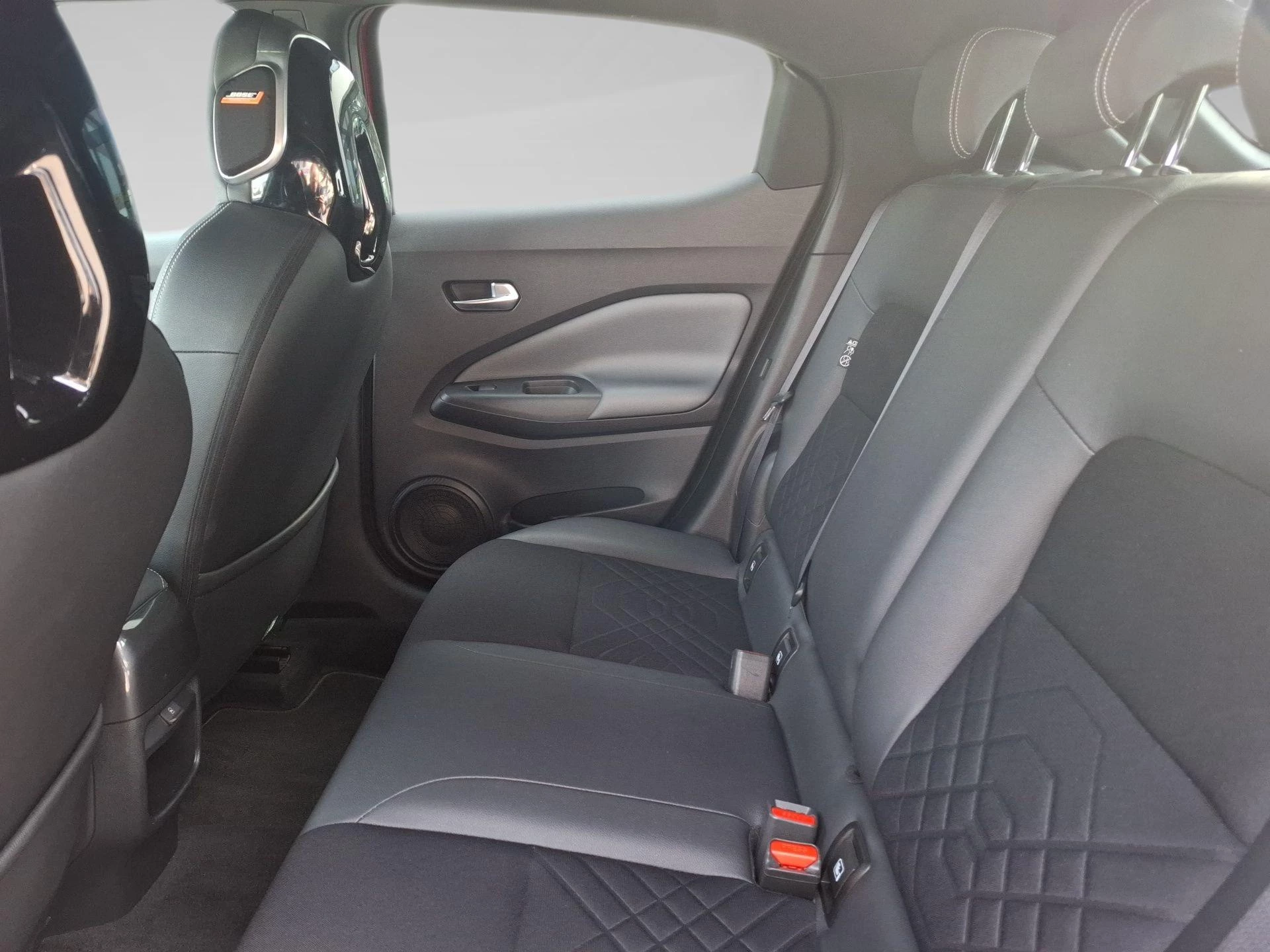 Nissan Juke 1.0 DIG-T 117 BOSE