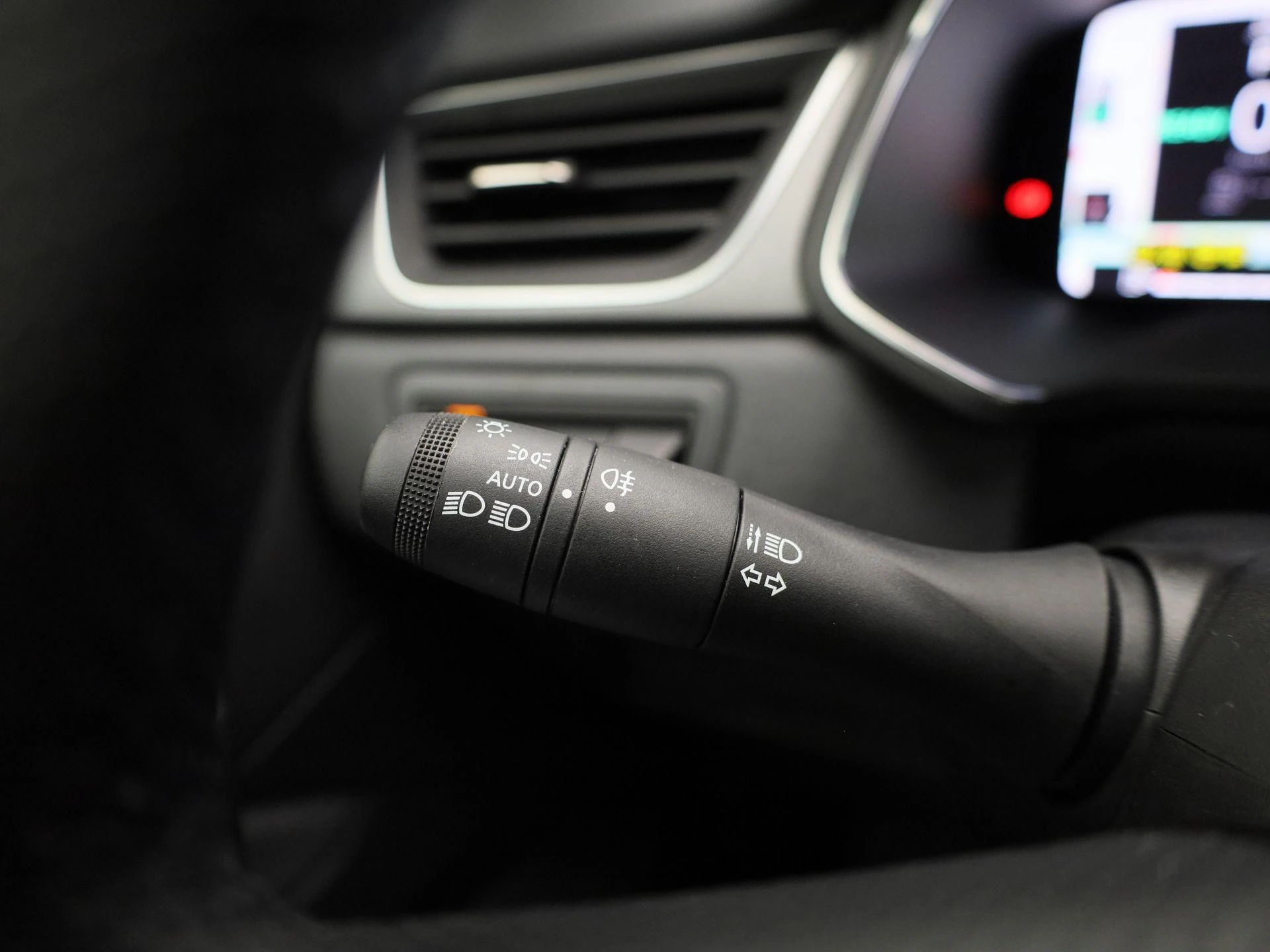 Renault-Captur-image-20