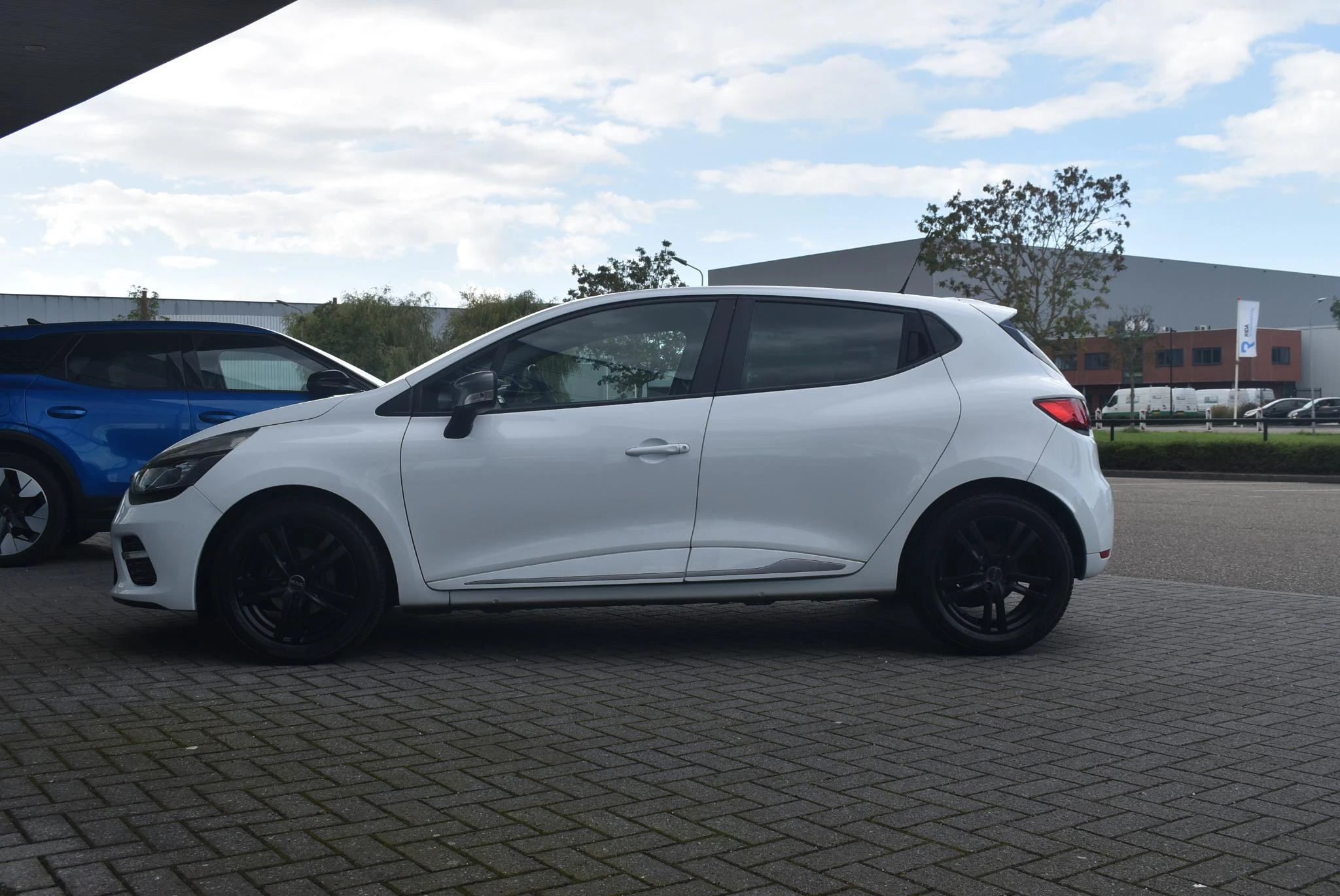 Renault-Clio-image-7