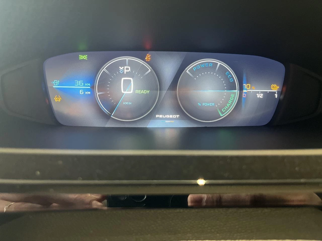 Peugeot-408-image-10