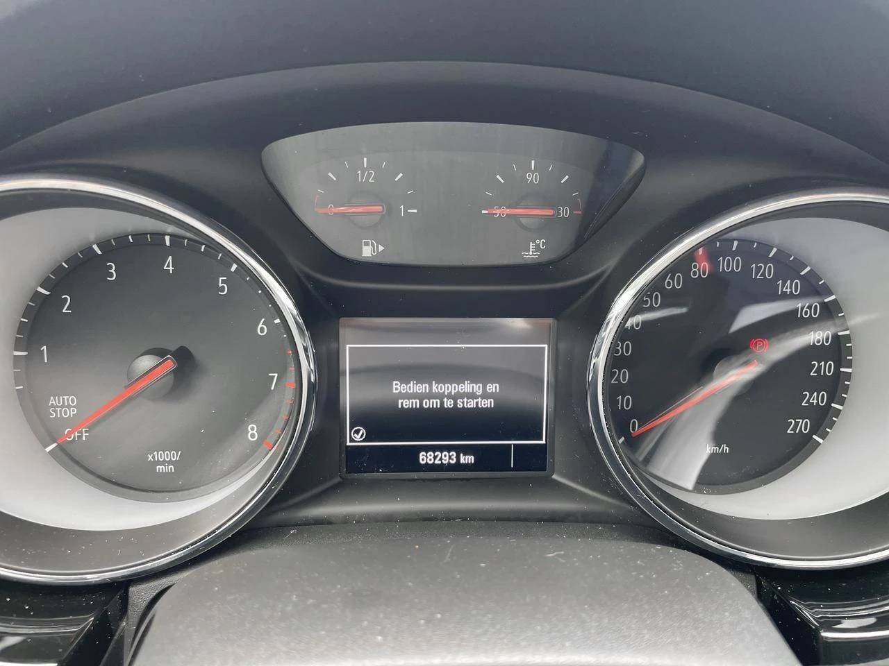 Opel-Astra-image-10