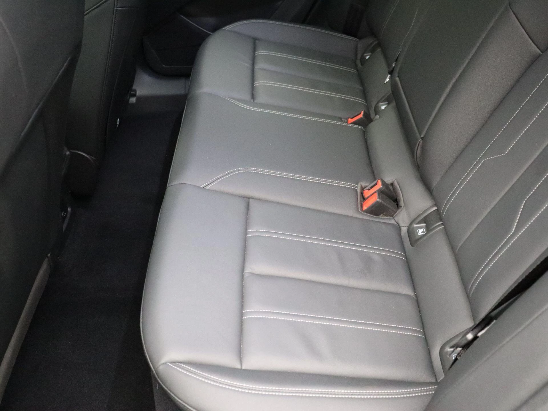 Audi-Q4 Sportback e-tron-image-18