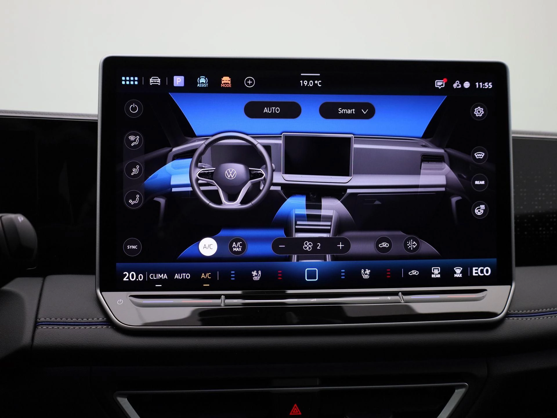 Volkswagen-Tiguan-image-17