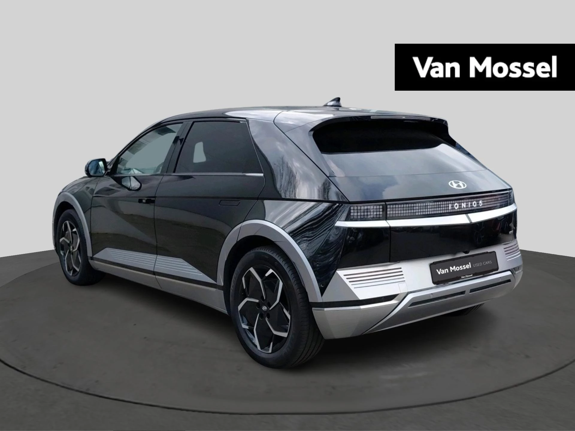 Hyundai-IONIQ 5-image-6