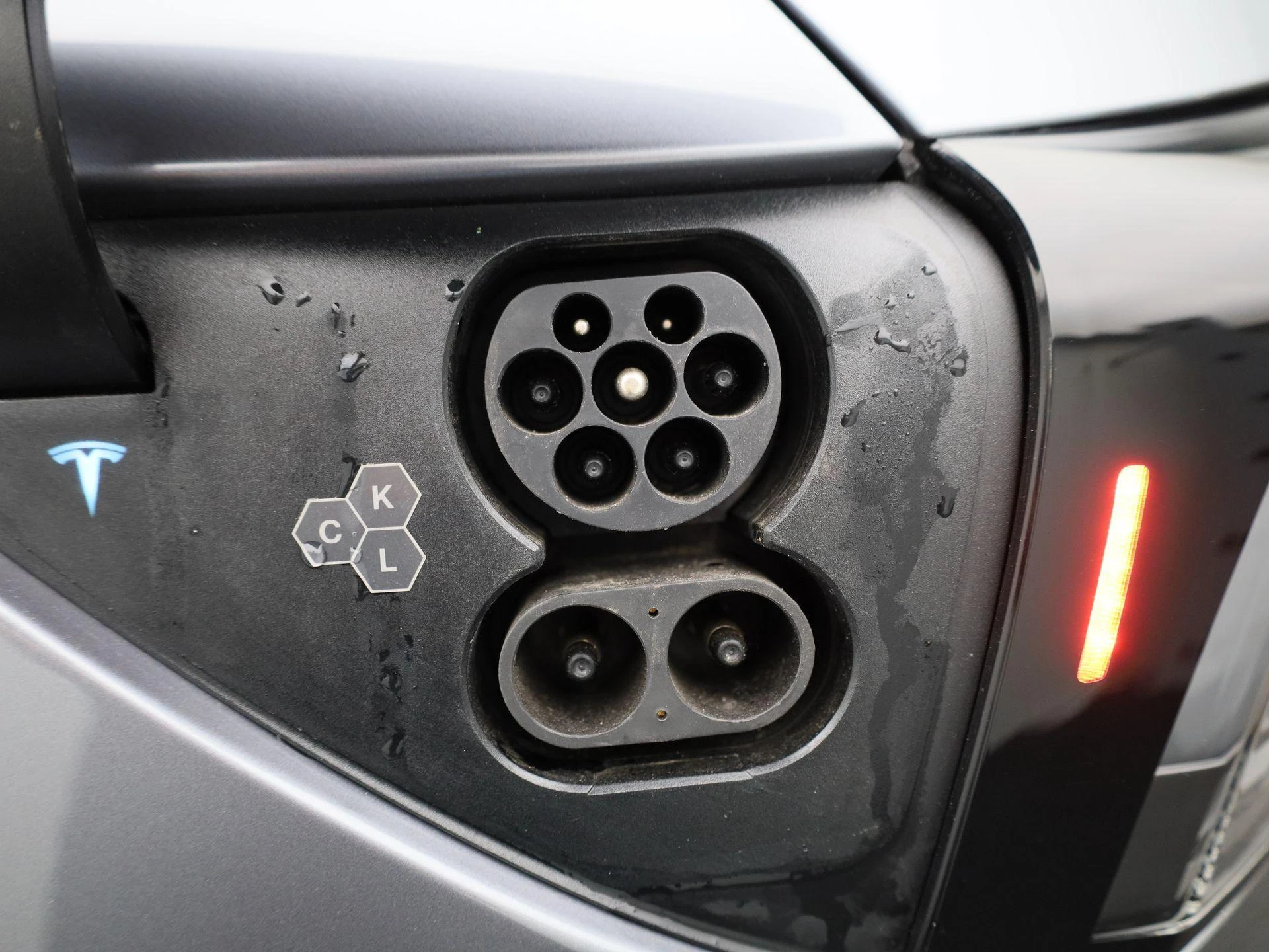 Tesla-Model Y-image-15