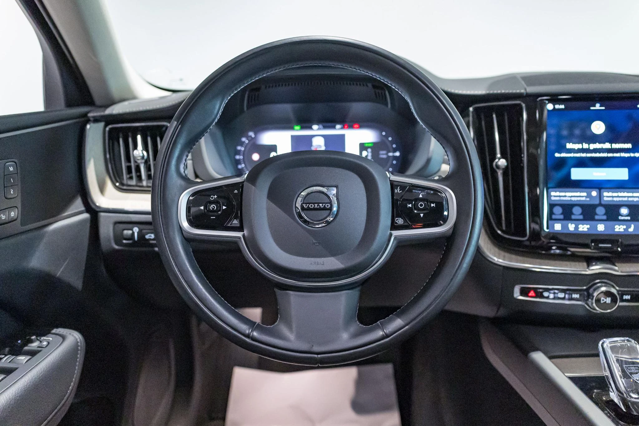 Volvo-XC60-image-23