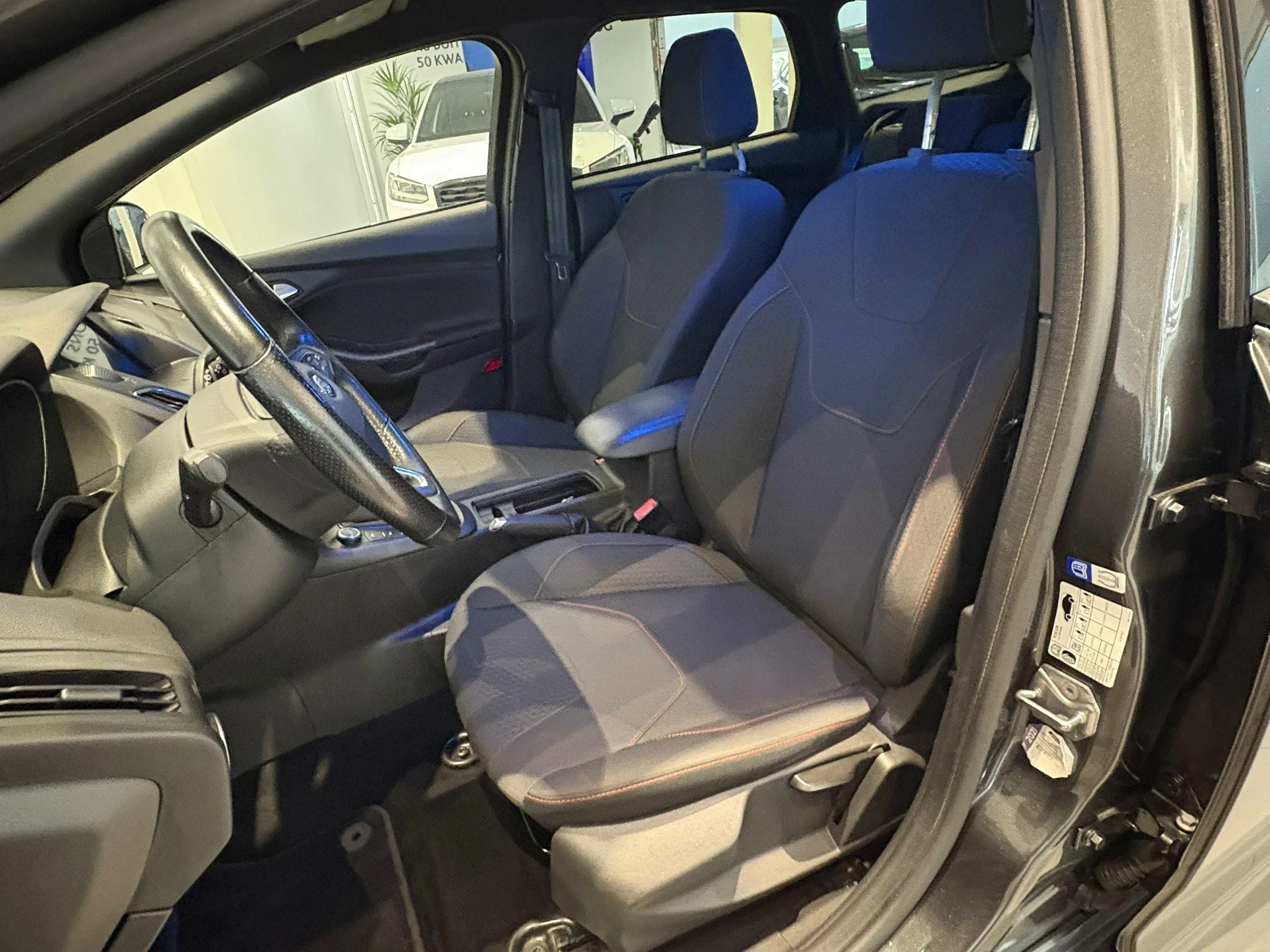 Ford-Focus-image-10