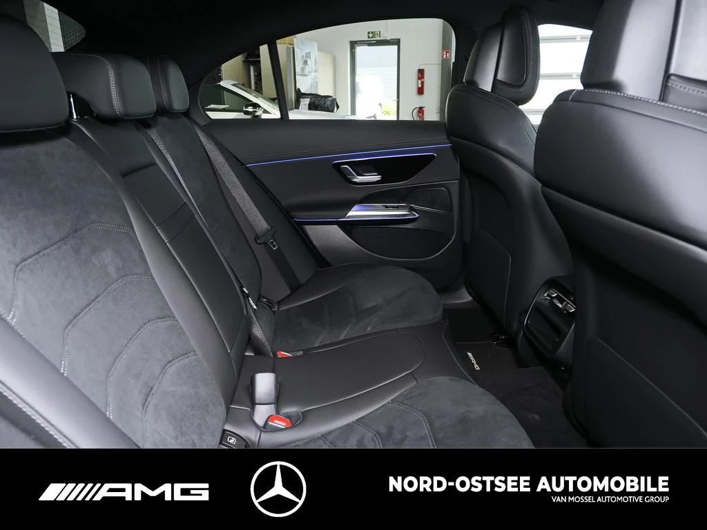 Mercedes-Benz E-Klasse 220 d AMG ADVANCED NIGHT PAKET TOTWINKEL DISTR AMG Line