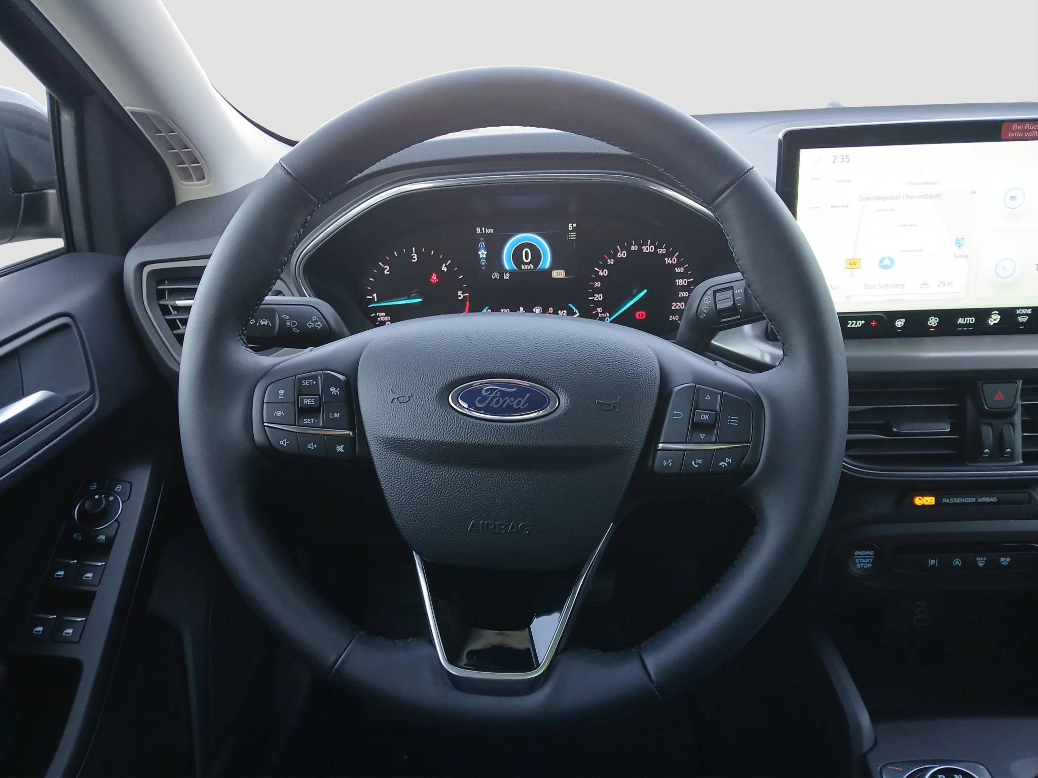 Ford Focus Titanium Edition Turnier AUT | LED | NAV | KAM | SHA | PDC | WI-PKT