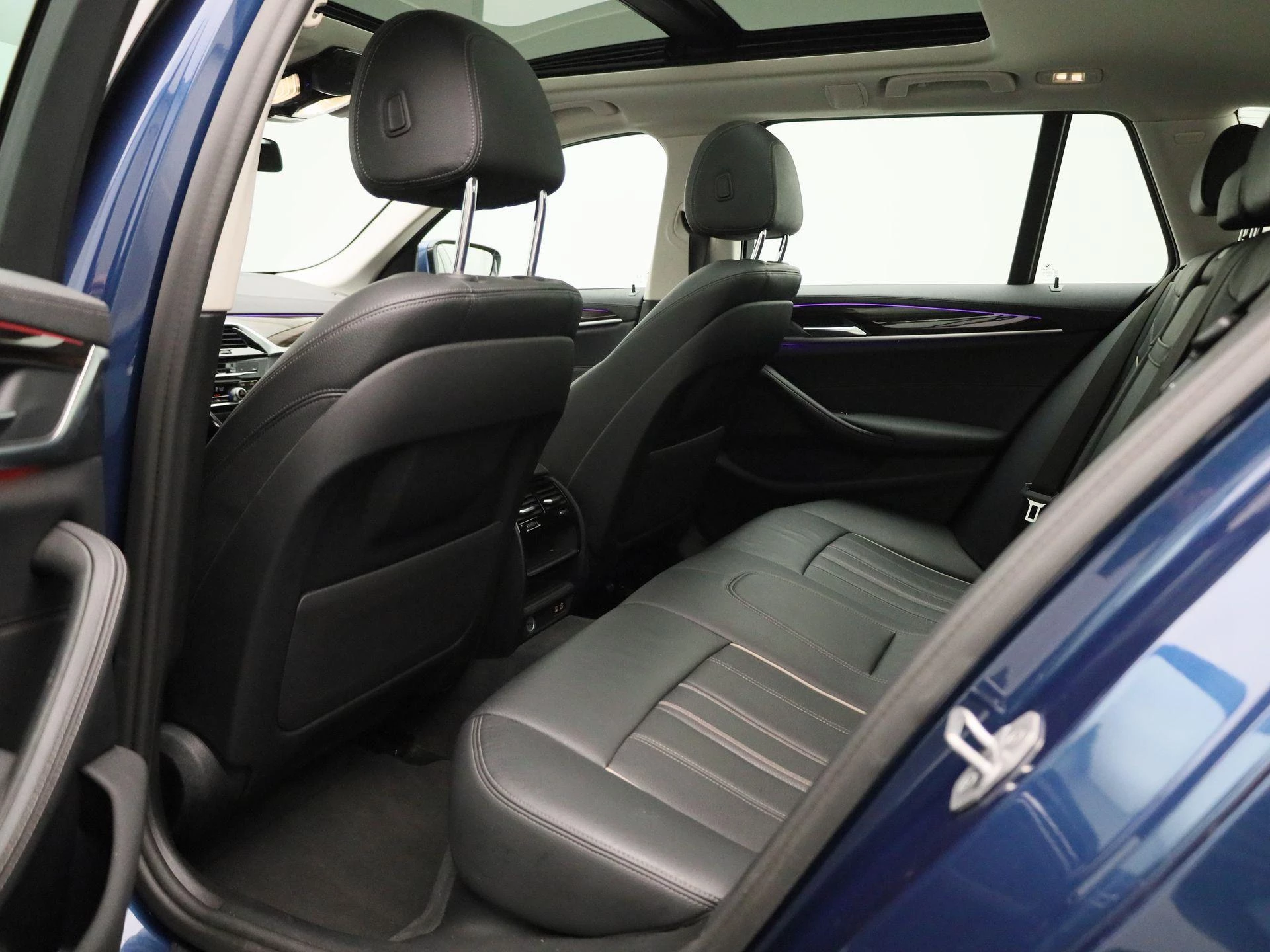 BMW-5 Serie-image-9