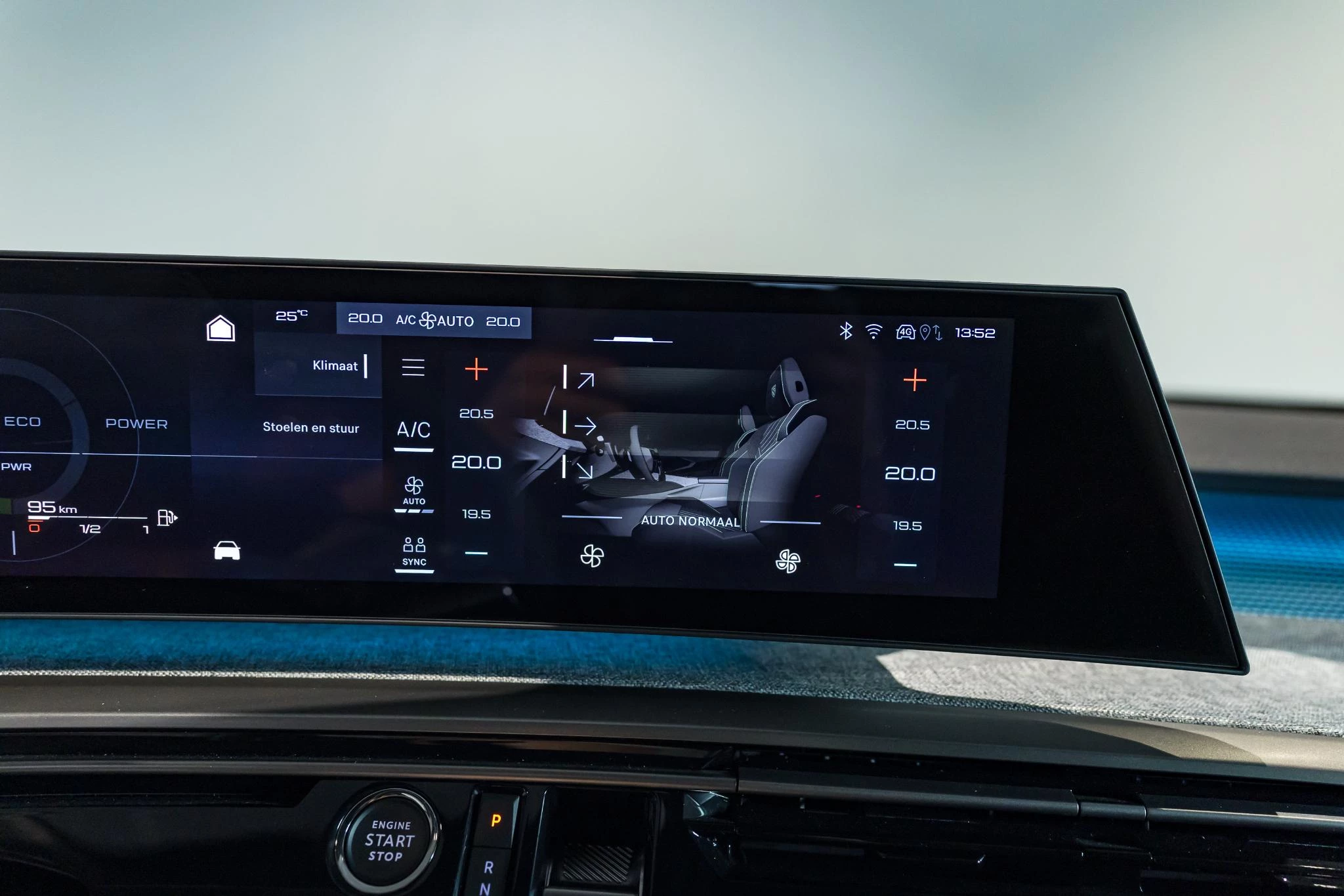 Peugeot 3008 1.2 HYBRID 145 e-DSC6 GT