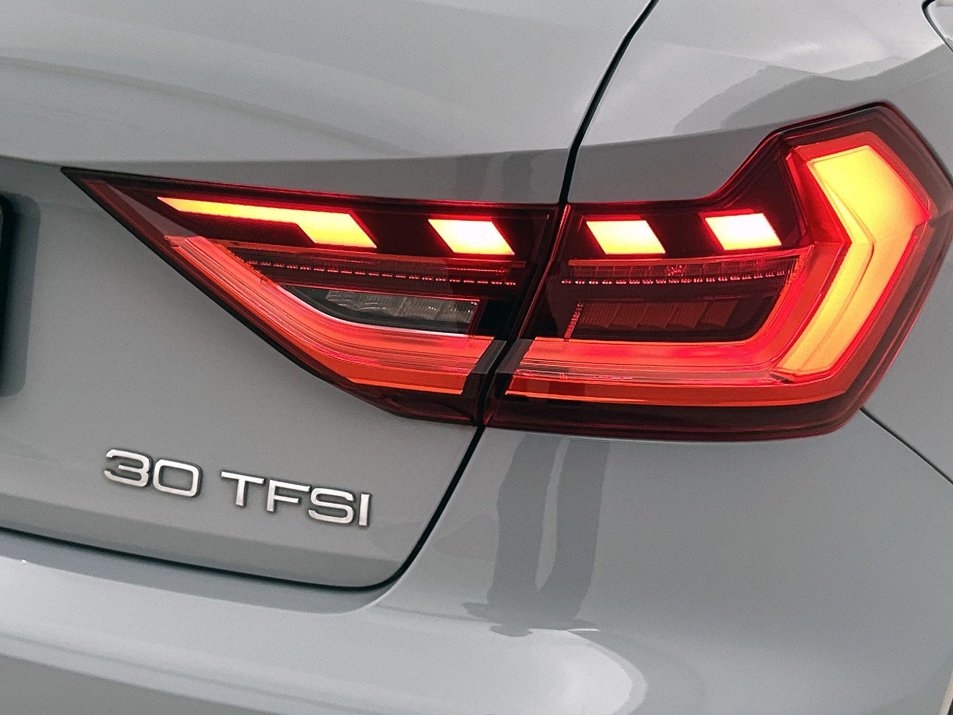 Audi-A1 Sportback-image-24